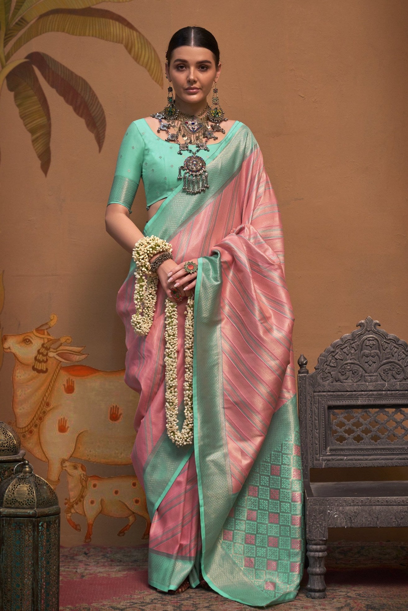 Buy MySilkLove Mandys Pink Banarasi Handloom Saree Online