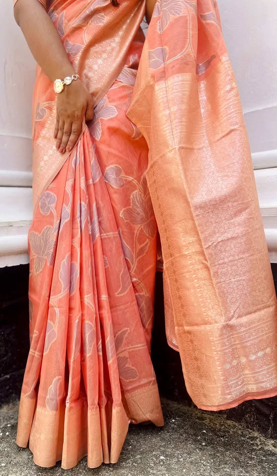 Buy MySilkLove Tonys Peach Woven Banarasi Linen Saree Online
