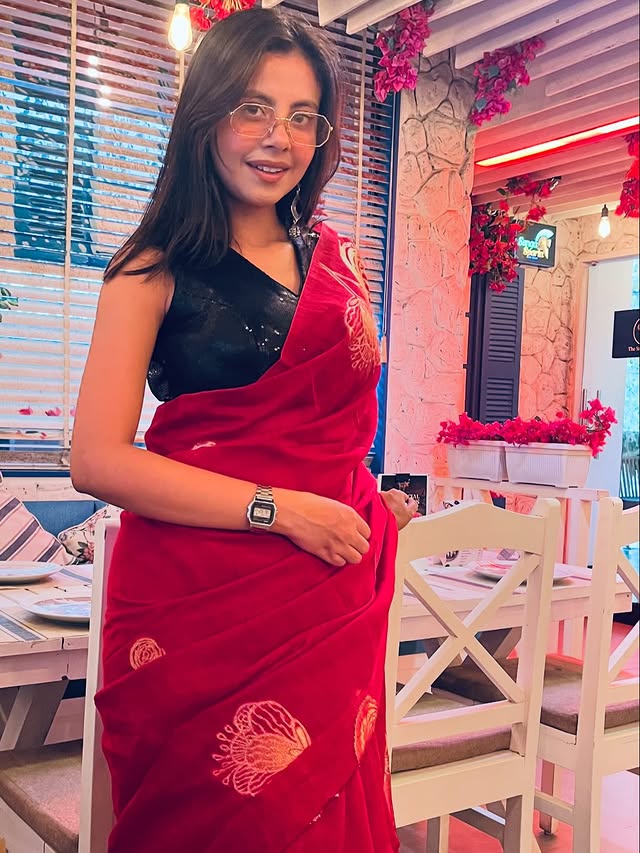 Buy MySilkLove Ruby Red Munga Handloom Cotton Saree Online