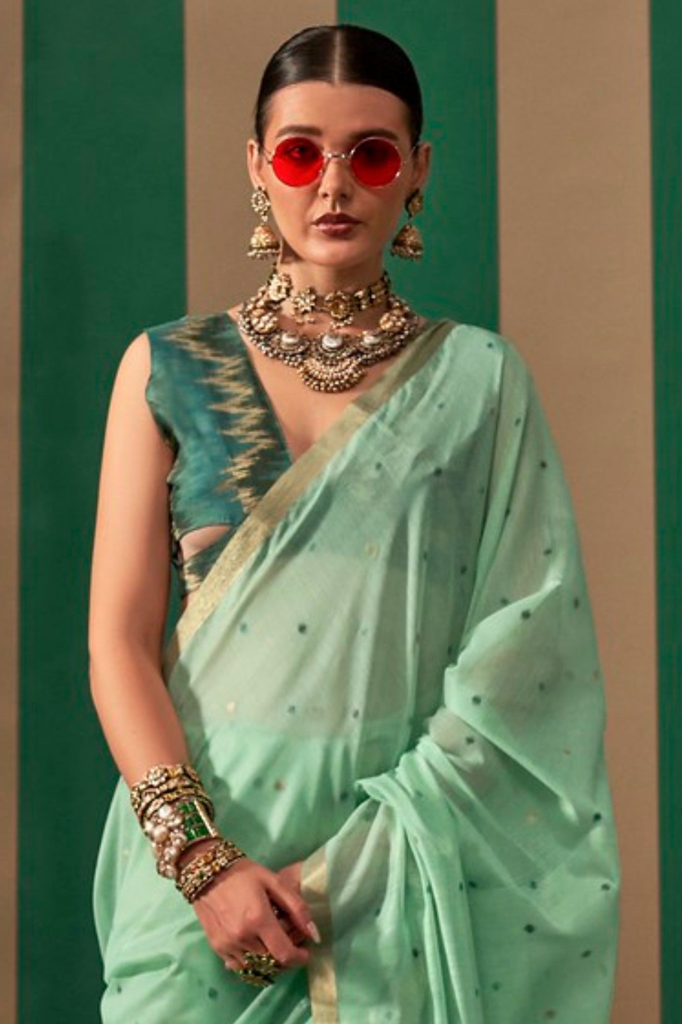 Buy MySilkLove Amulet Green Handloom Linen Saree Online