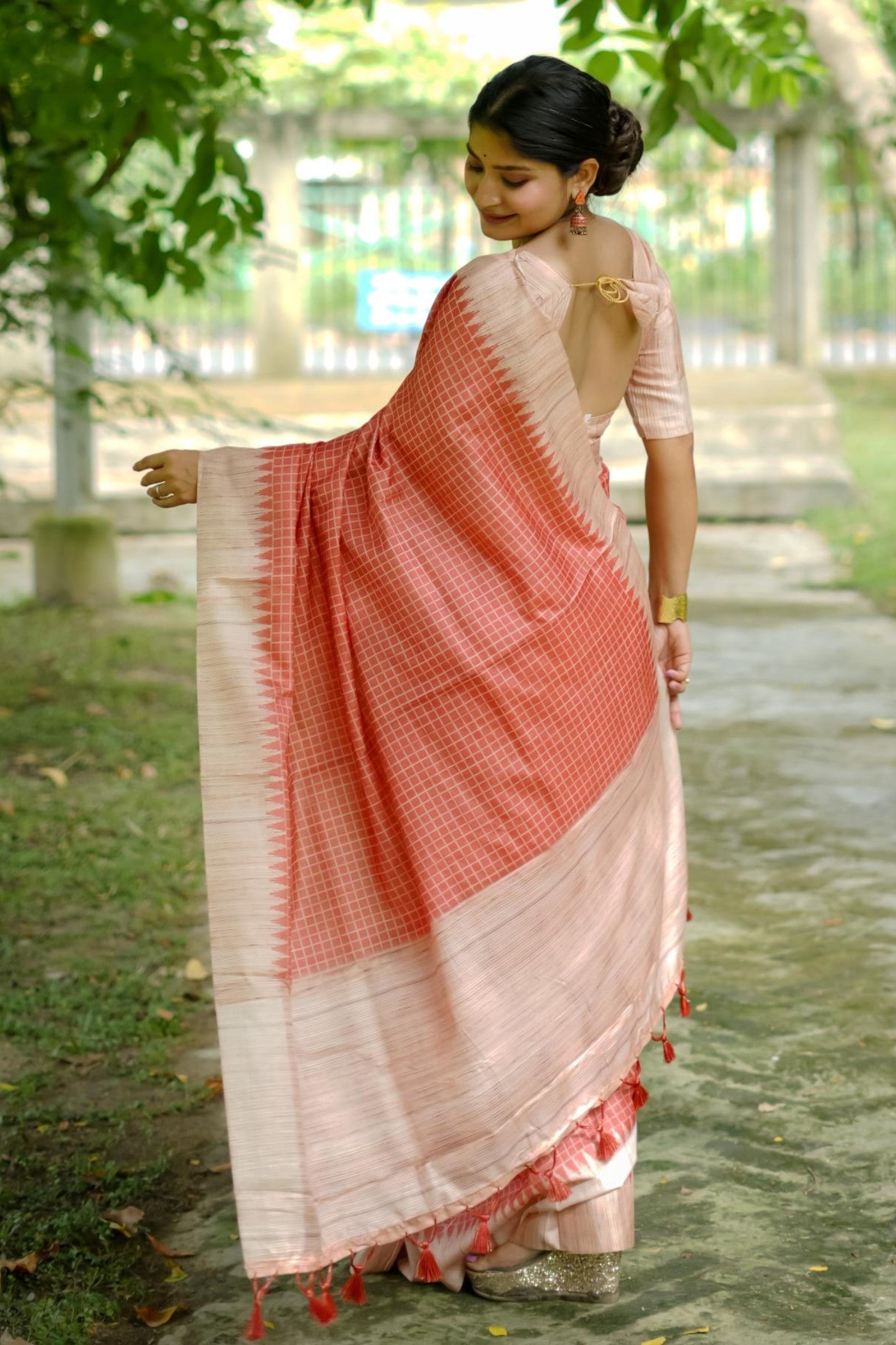 Buy MySilkLove Shimmering Blush Peach Printed Raw Silk Saree Online