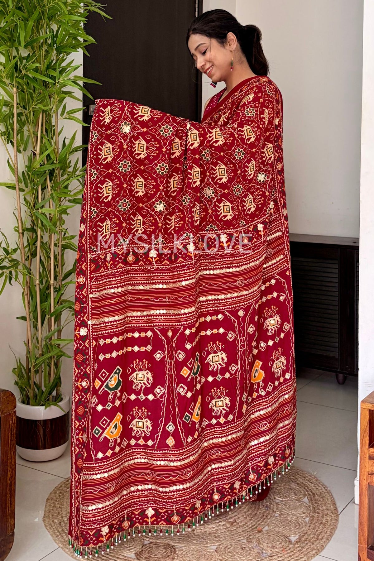 Buy MySilkLove Scarlet Red Patola Embroidery Small Mirror Work Handloom Saree Online
