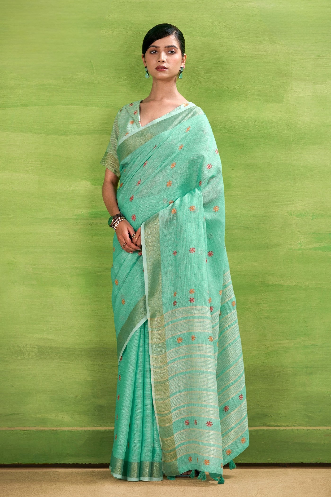 Buy MySilkLove Bright Green Woven Linen Saree Online