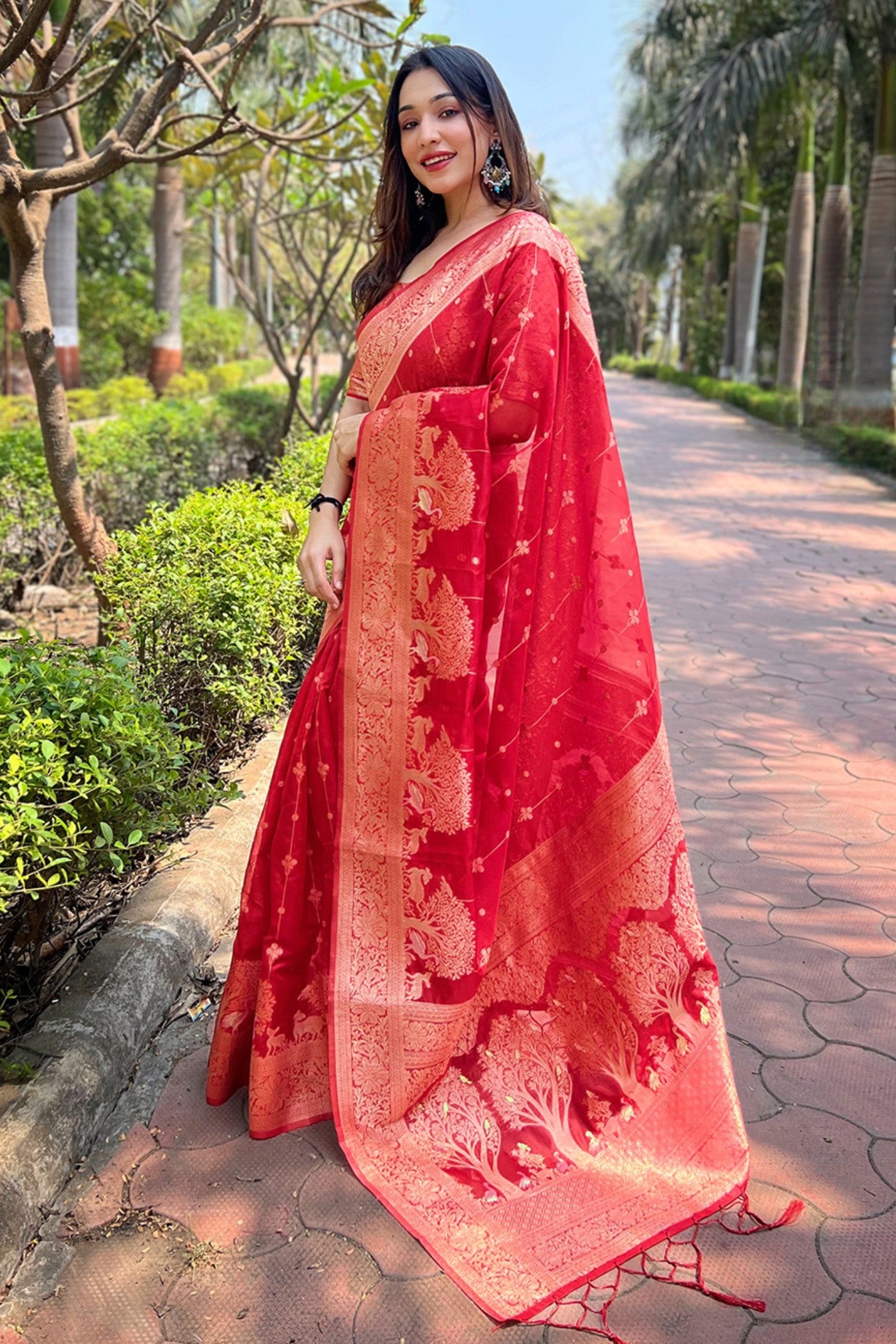 Buy MySilkLove Rose Red Zari Woven Organza Saree Online