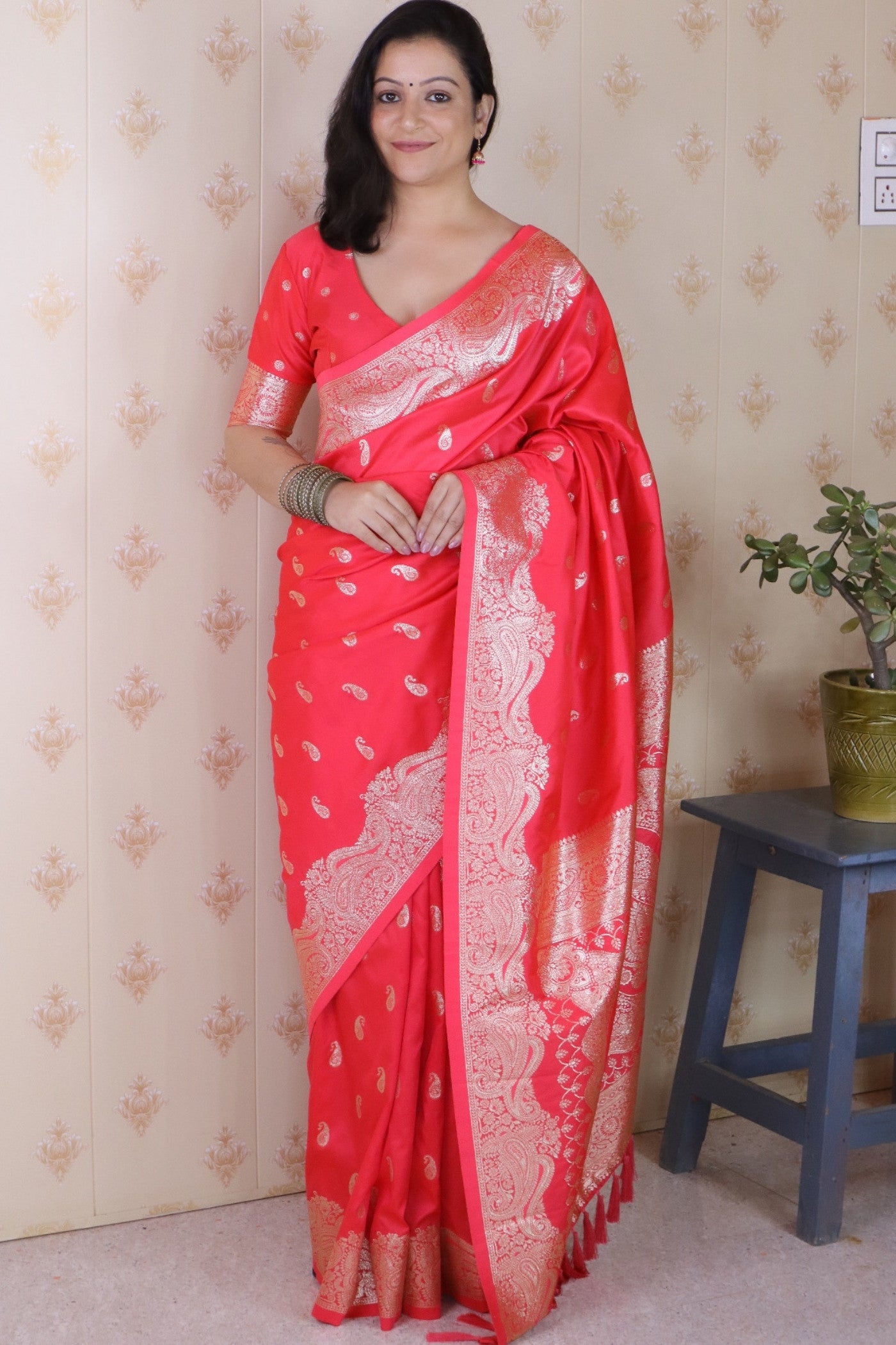 Buy MySilkLove Vermilion Red Banarasi Handloom Saree Online