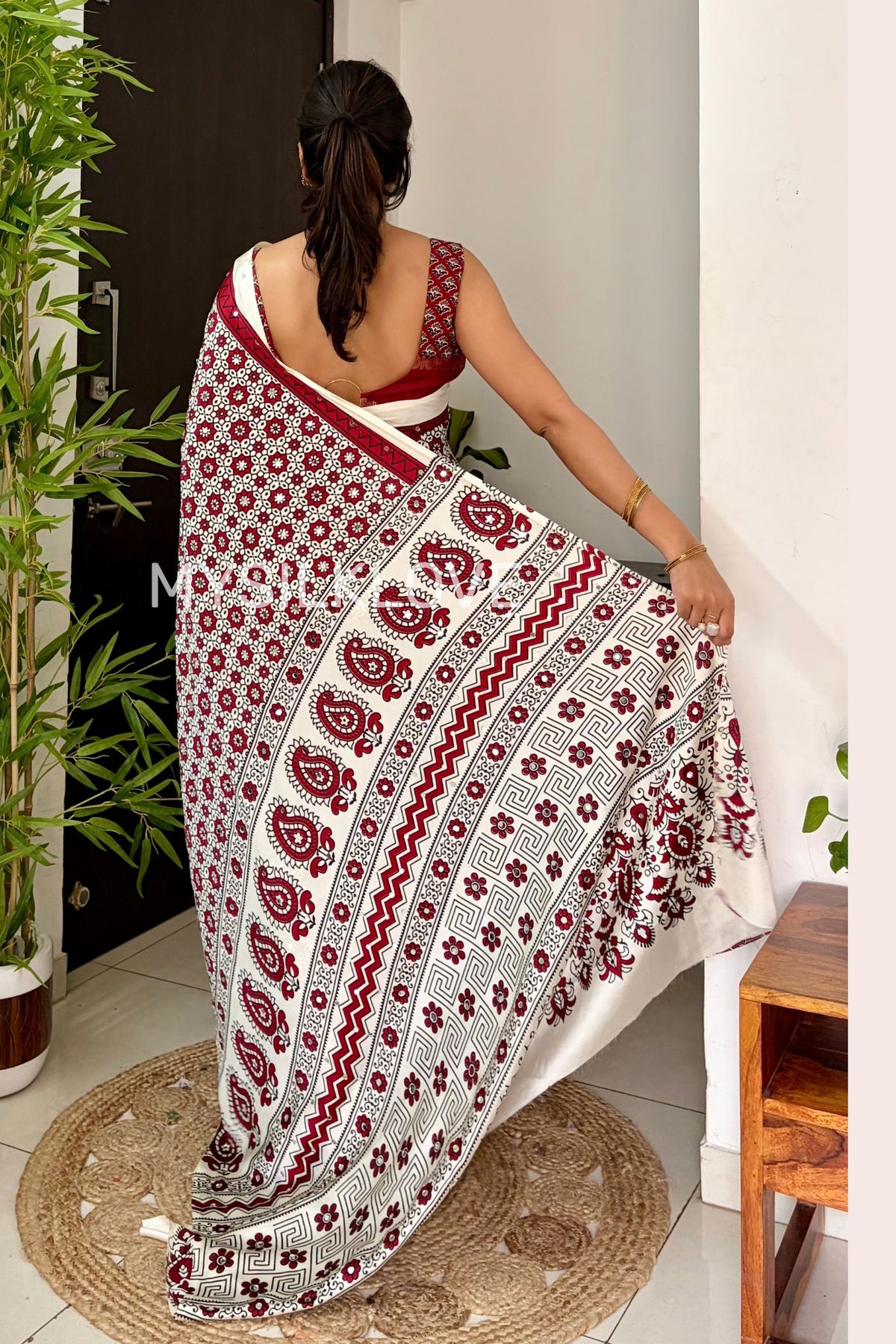Buy MySilkLove Buttercream and Maroon Satin Printed Mirror Work Saree Online