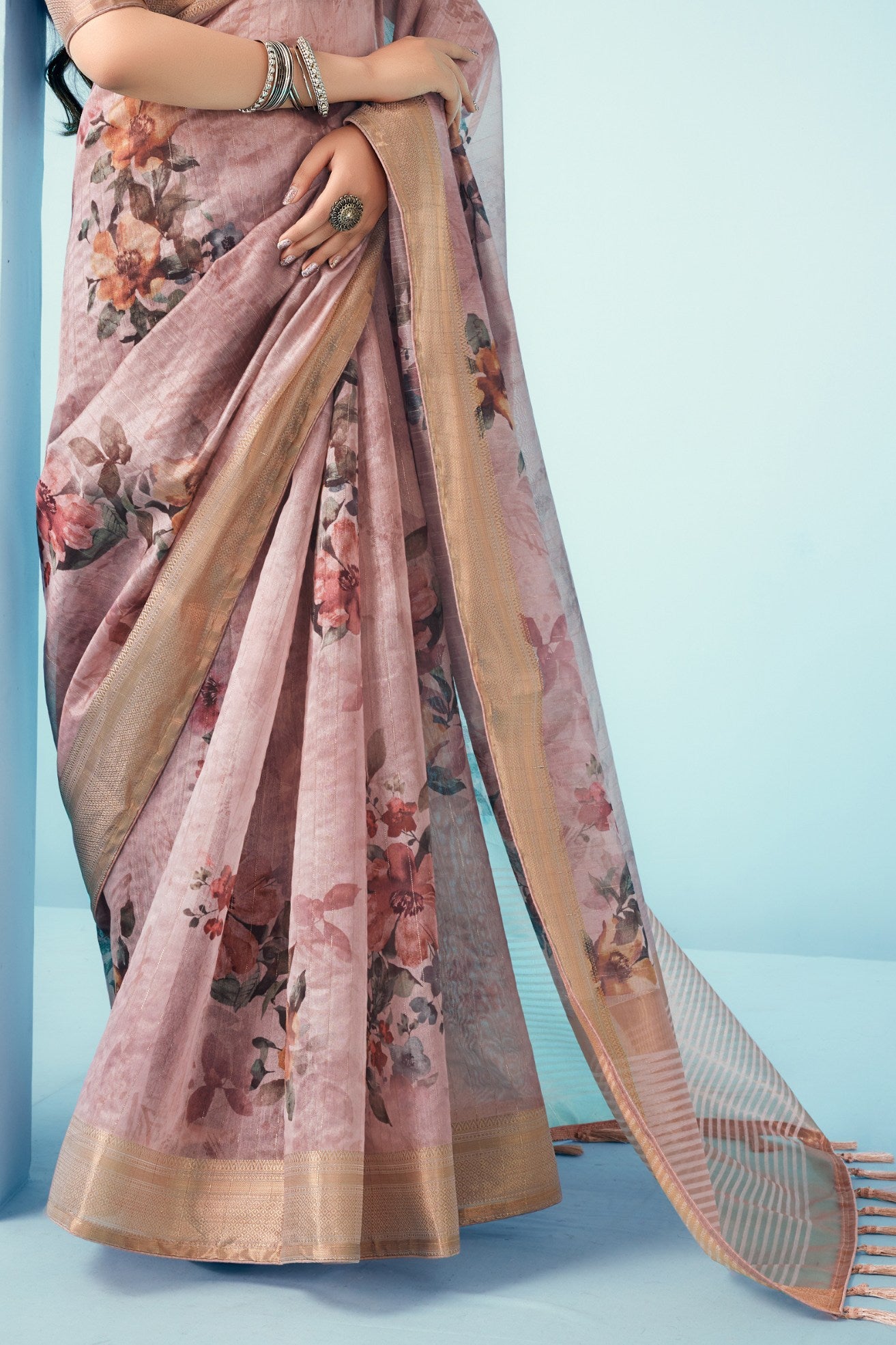 Buy MySilkLove Clam Shell Pink Floral Linen Saree Online