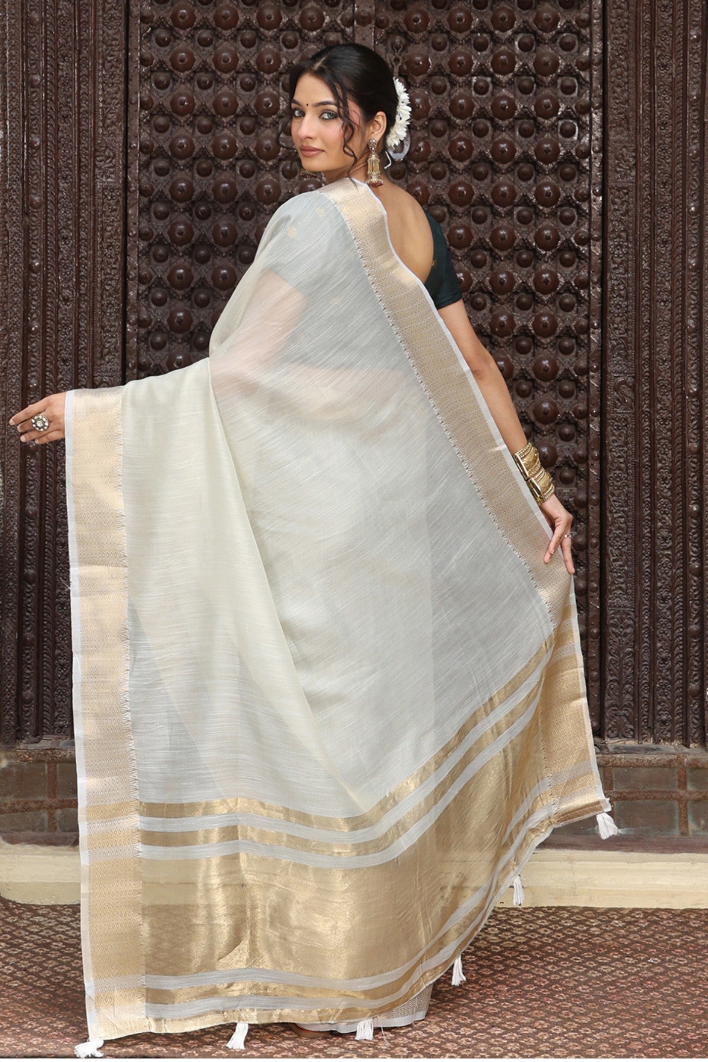 Buy MySilkLove Lace White Woven Cotton Saree Online