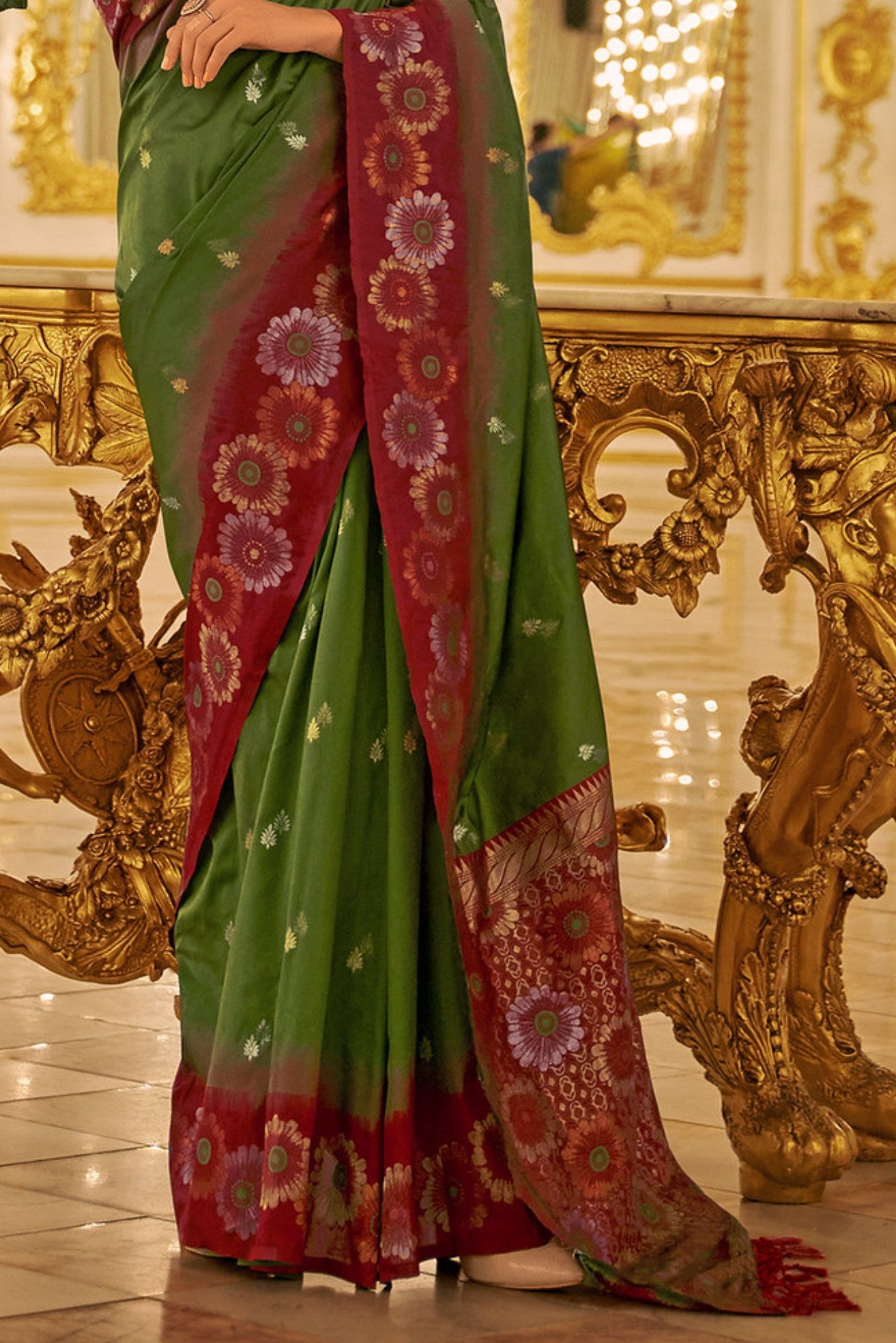 Buy MySilkLove Dark Leaf Green Woven Banarasi Saree Online