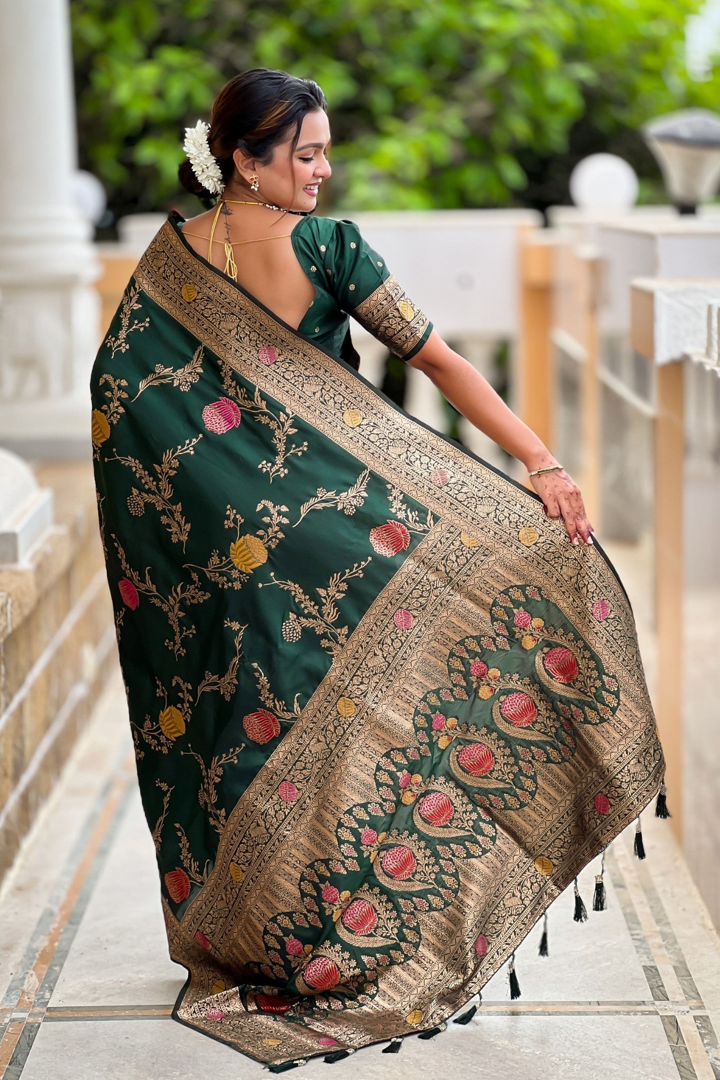 Buy MySilkLove Fern Green Woven Banarasi Saree Online