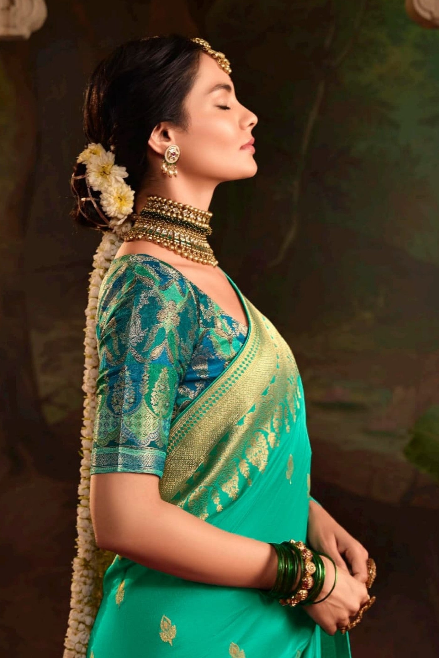 Buy MySilkLove Emerald Green Designer Banarasi Dola Silk Saree Online