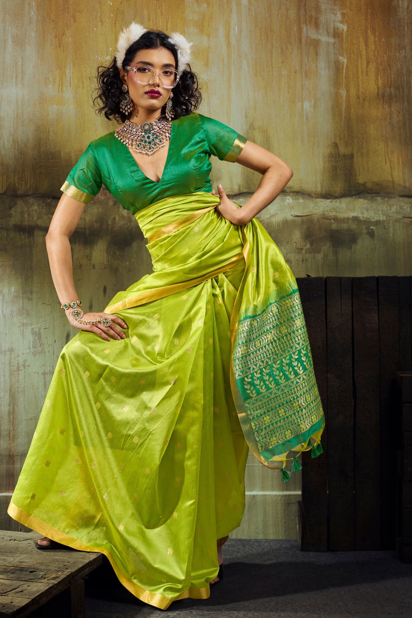 Buy MySilkLove Neon Green Tussar Handloom Silk Saree Online