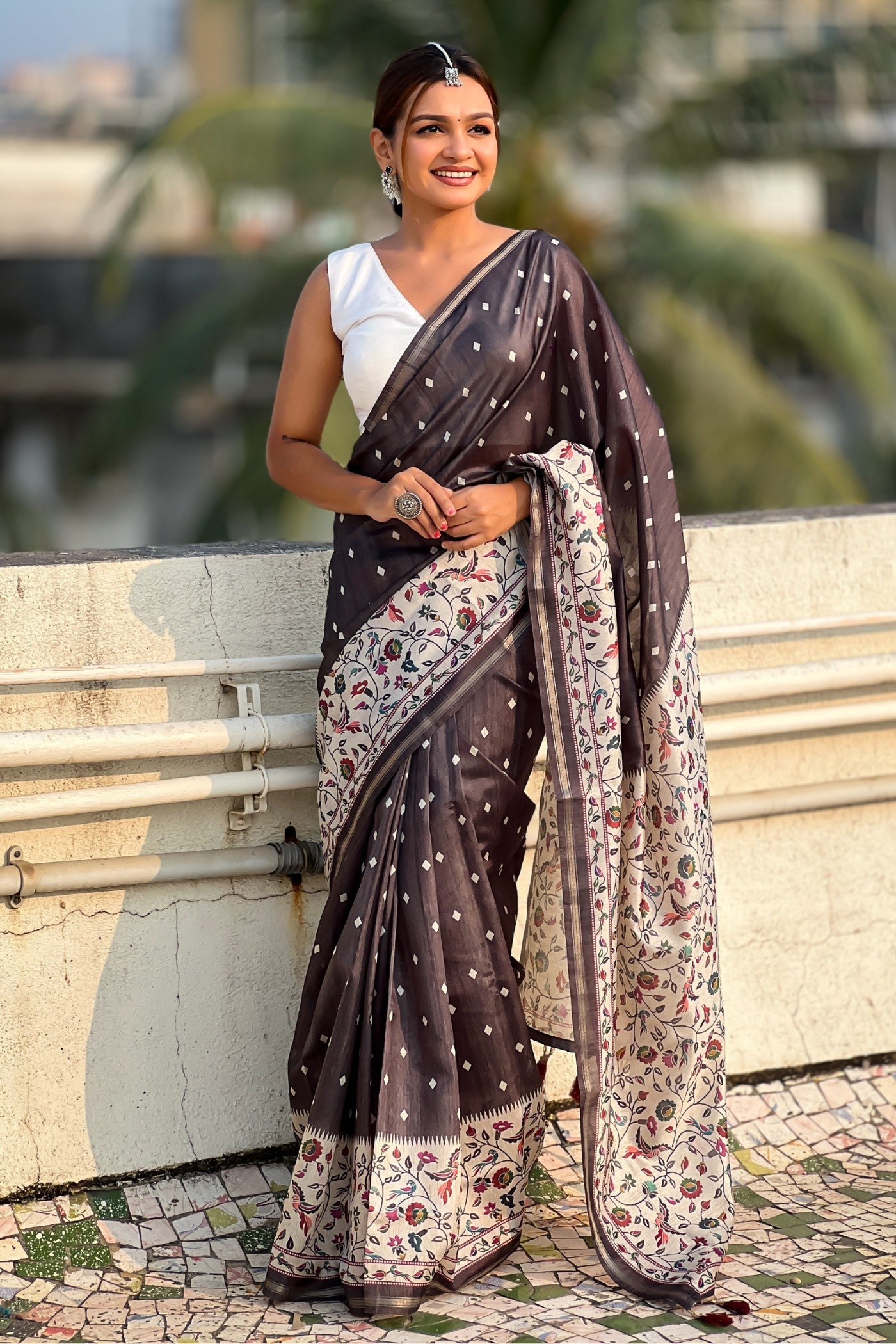 Buy MySilkLove Coral Black Floral Printed Kalamkari Saree Online