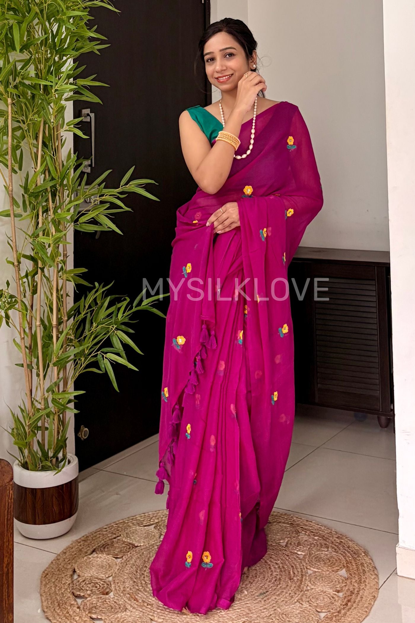 Buy MySilkLove Flamingo Pink Mul Mul Cotton Floral and Sequin Work Woven Saree Online