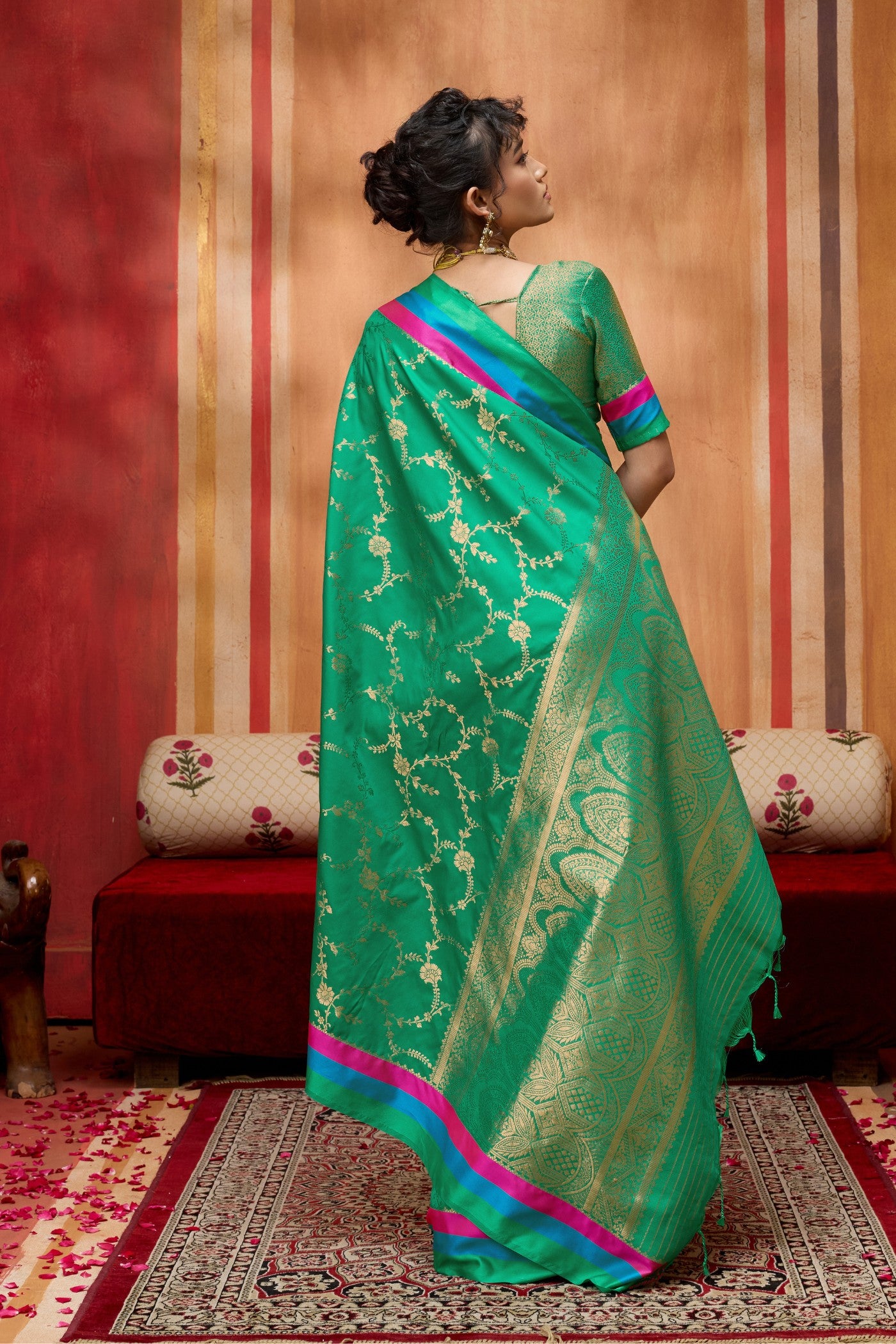 Buy MySilkLove Meadow Green Handloom Satin Soft Silk Saree Online