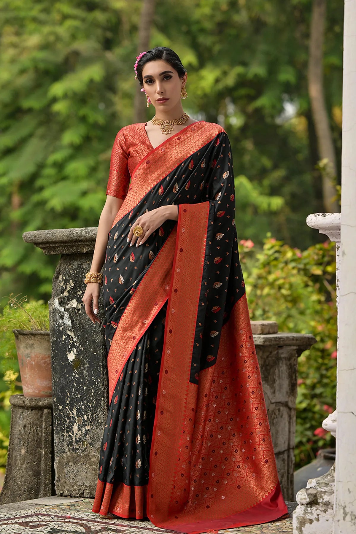 Buy MySilkLove Onion Black Woven Banarasi Saree Online