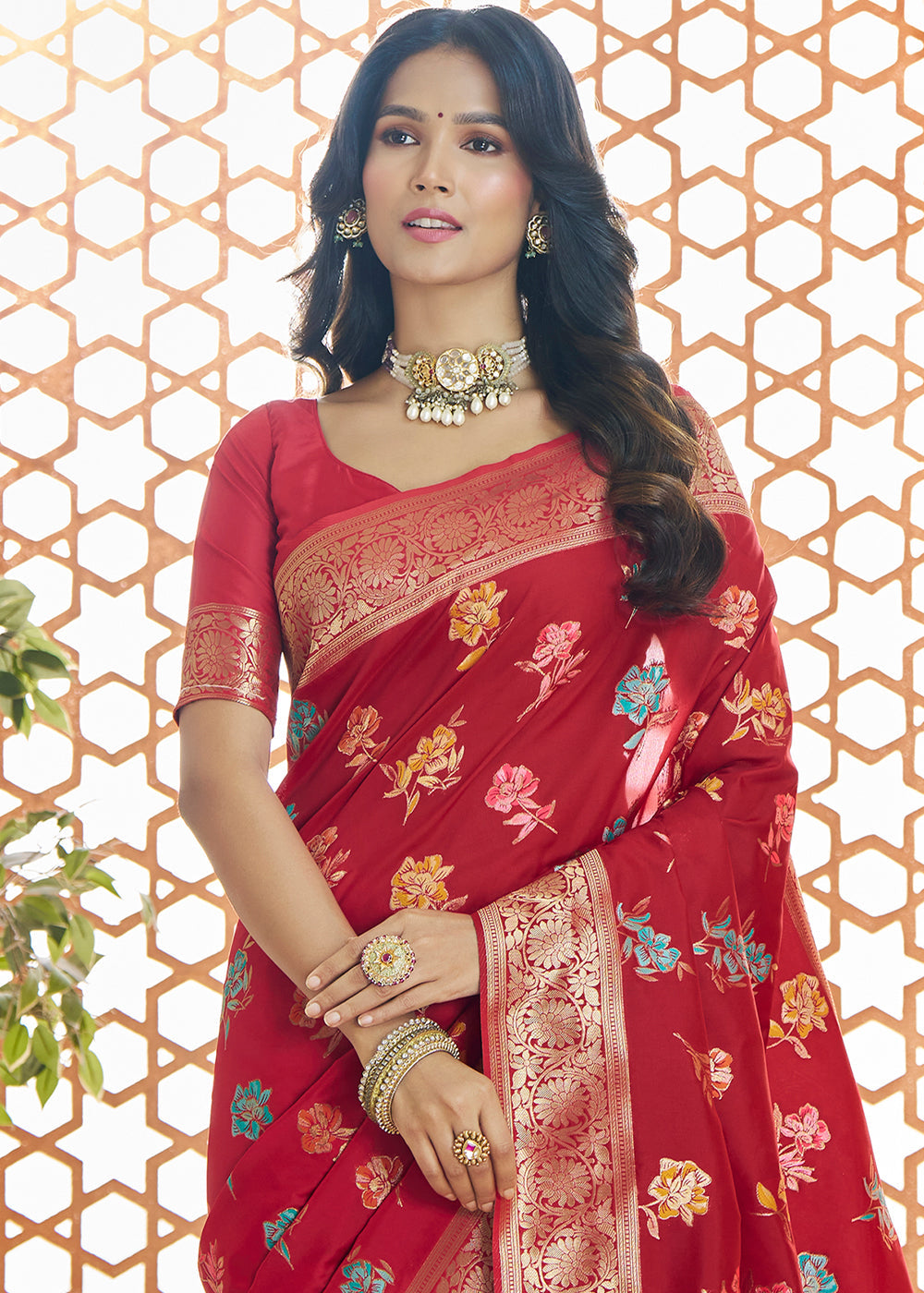 Buy MySilkLove Dark FIire Red Woven Banarasi Saree Online