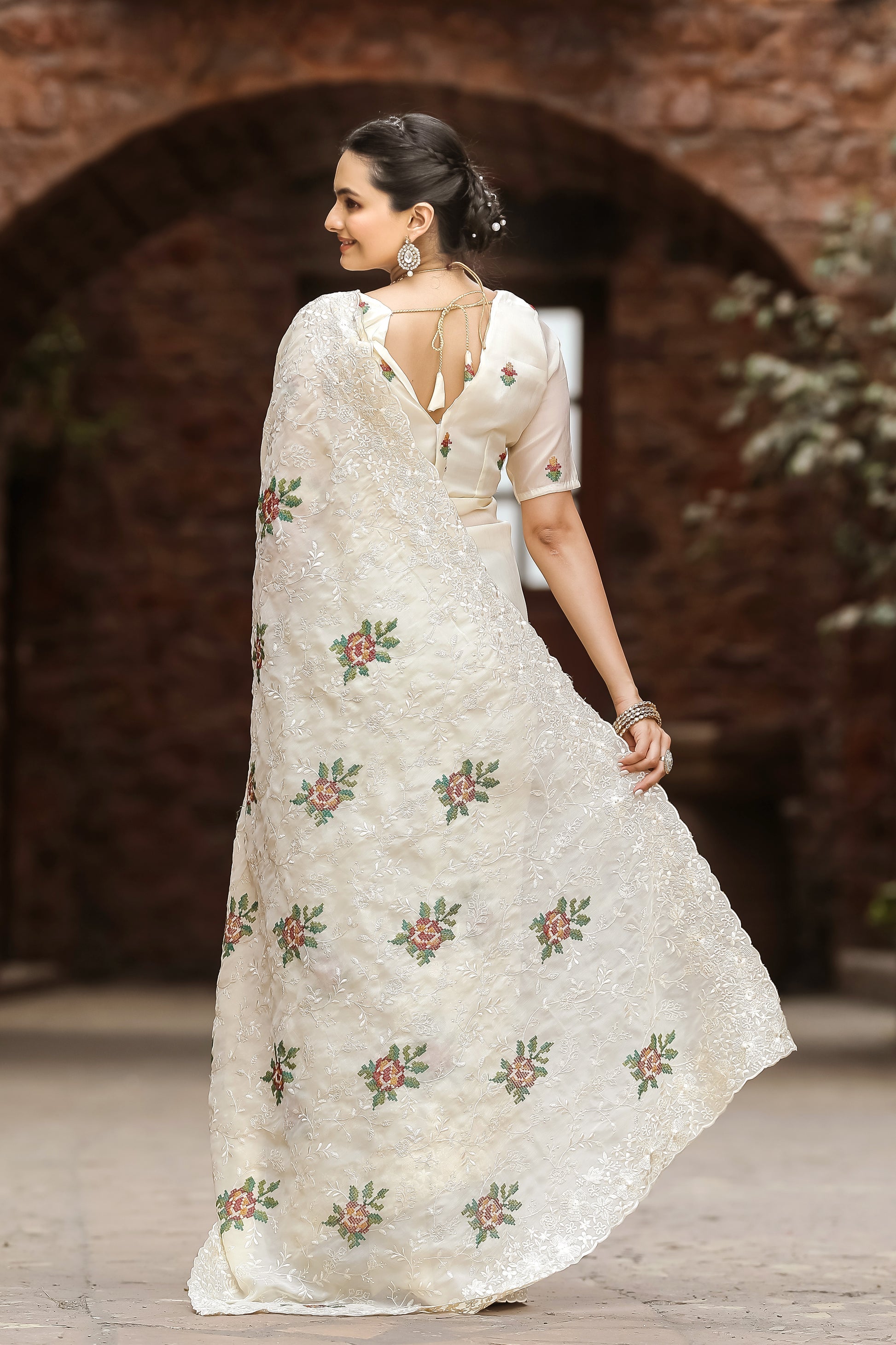 Buy MySilkLove Daisy White Embroidered Chiffon Silk Saree Online