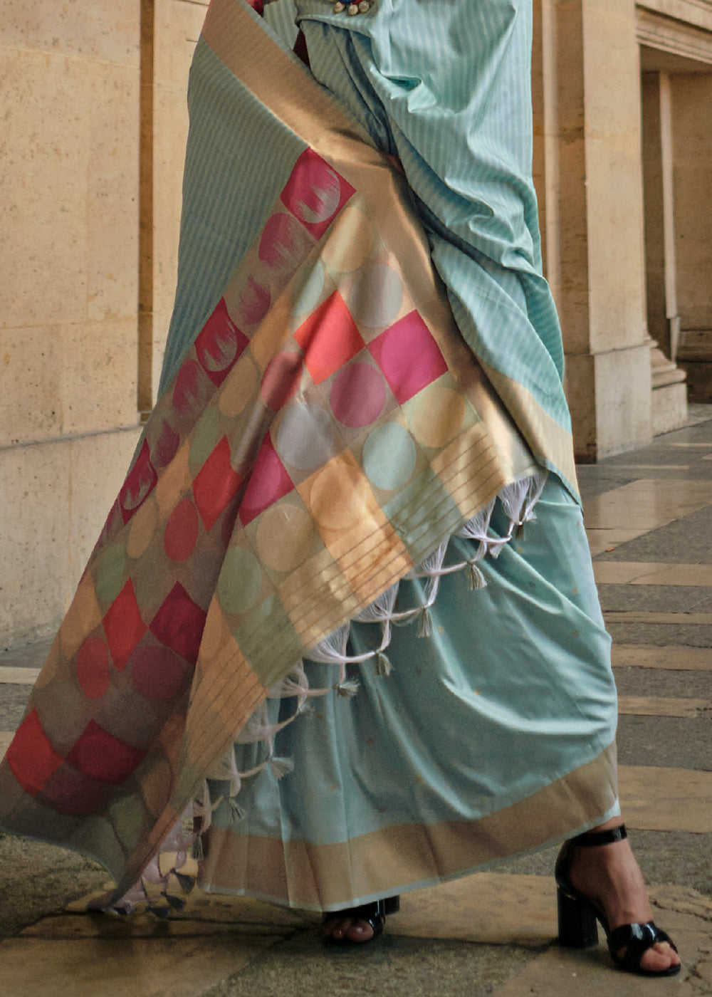 Buy MySilkLove Green Hellebore Banarasi Handloom Saree Online