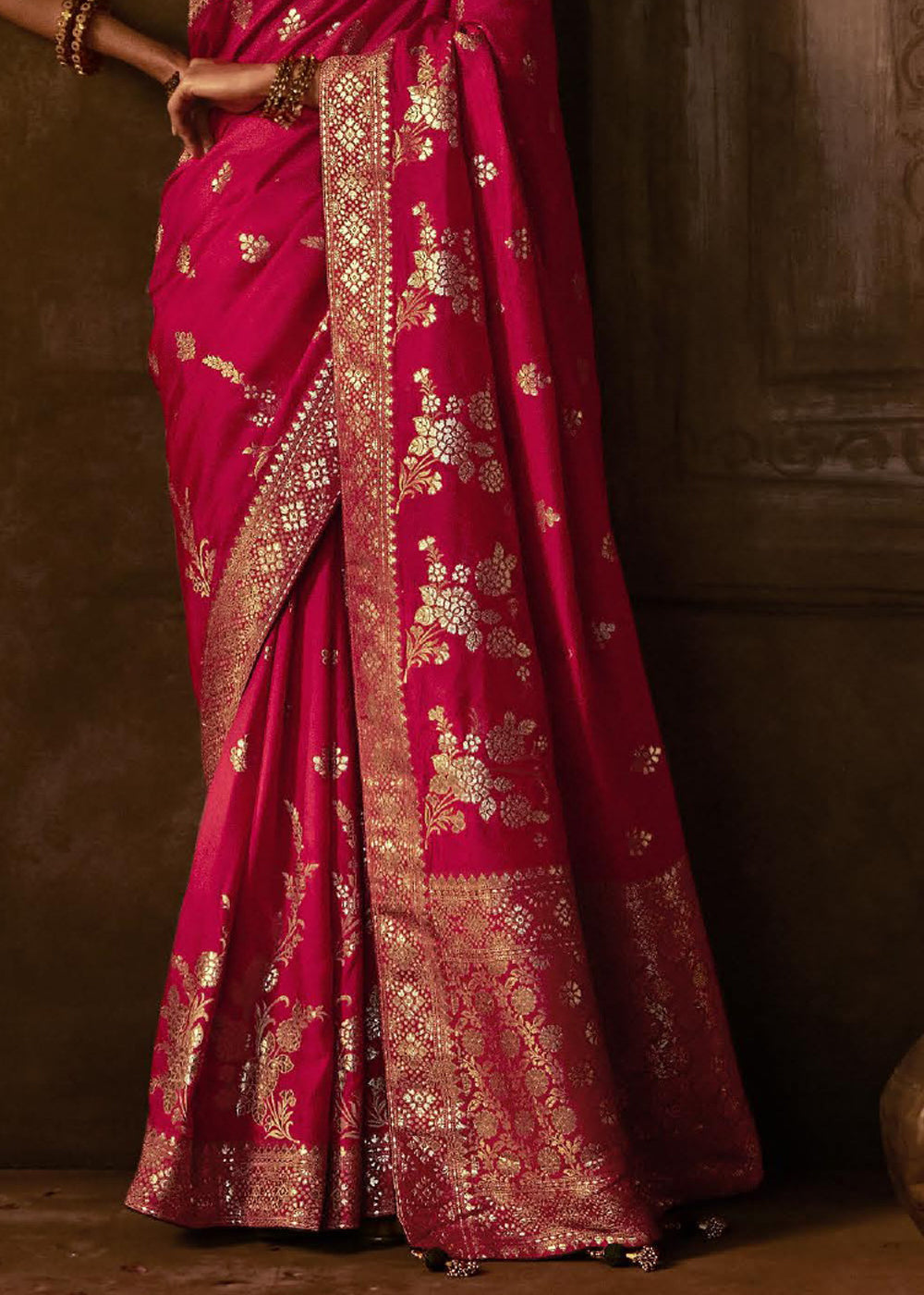 Buy MySilkLove Shiraz Pink Woven Designer Banarasi Silk Saree Online