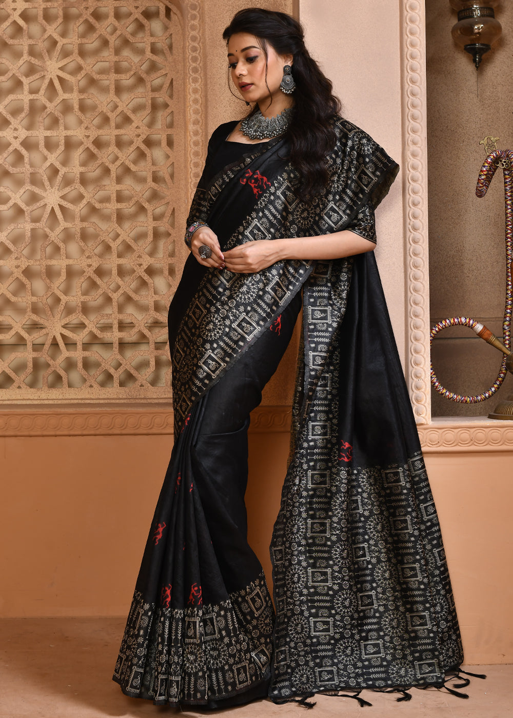 Buy MySilkLove Kelp Black Woven Handloom Pure Cotton Saree Online