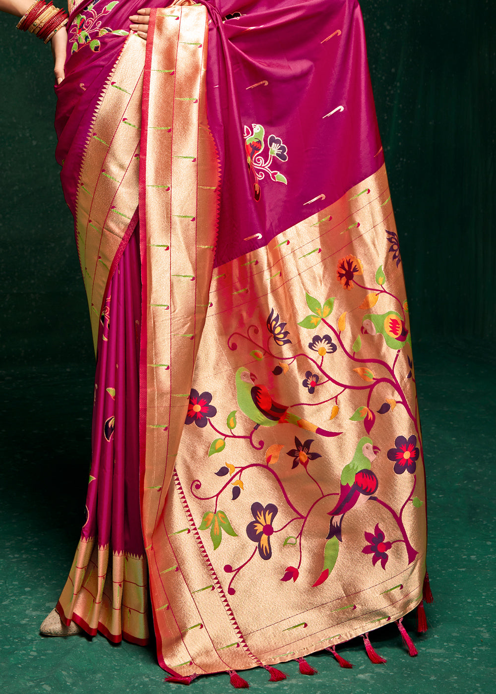 Buy MySilkLove Cabaret Pink Woven Paithani Silk Saree With Brocade Blouse Online