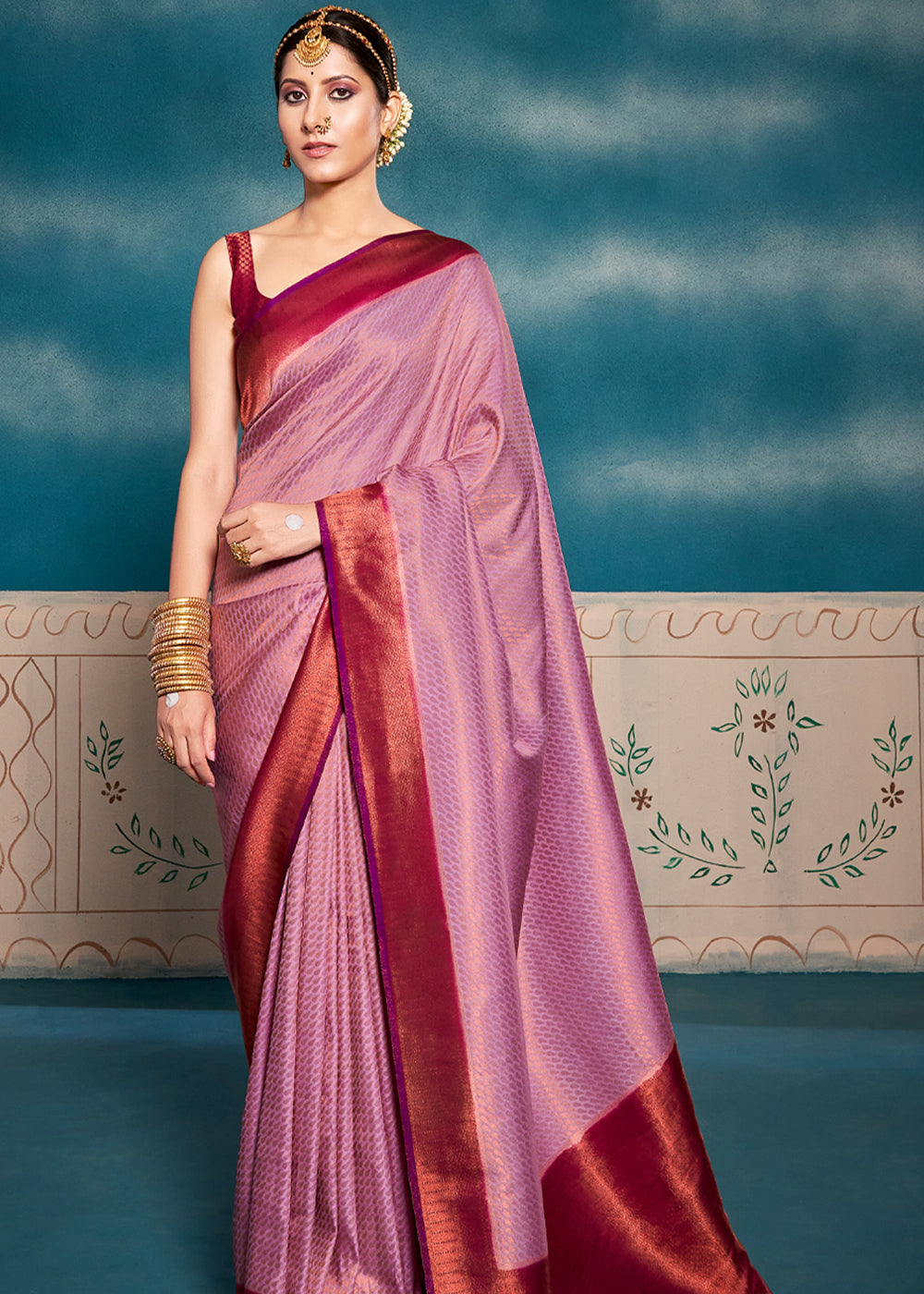 Buy MySilkLove Kobi Pink Woven Kanjivaram Silk Saree Online