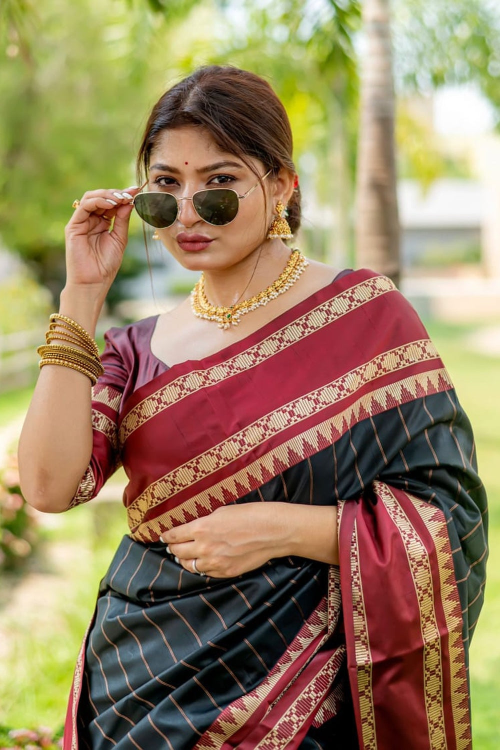 Buy MySilkLove Heavy Metal Black and Maroon Woven Tussar Silk Saree Online