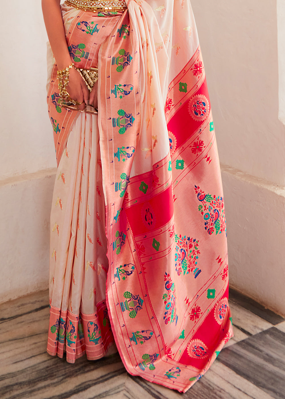 Buy MySilkLove Cashmere Pink Zari Woven Paithani Silk Saree Online