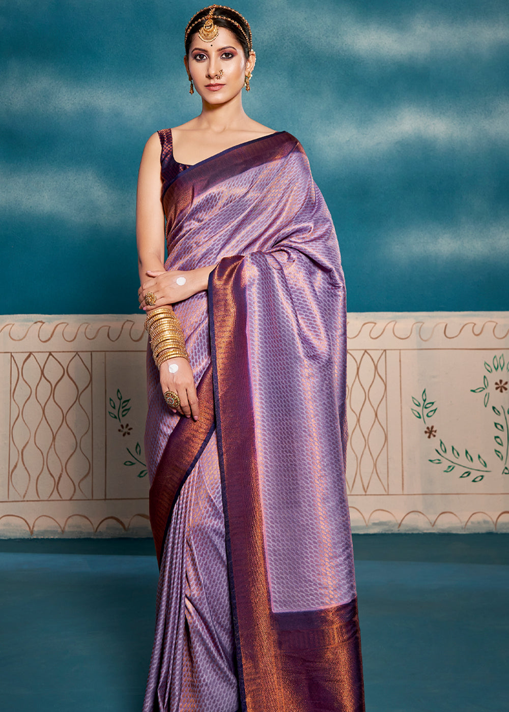 Buy MySilkLove Lily Purple Woven Kanjivaram Silk Saree Online