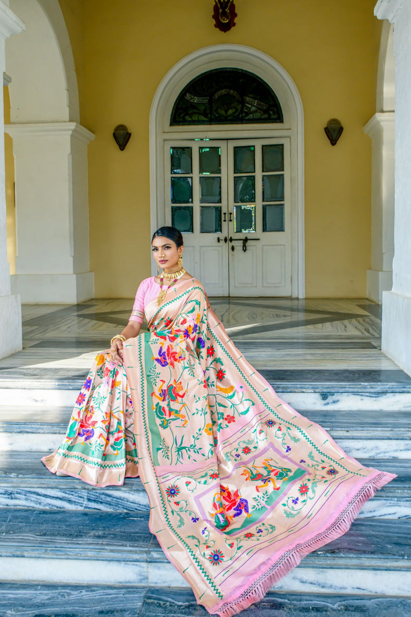 Buy Icy Green Pure Zari Mulberry Silk Kanjivaram Saree - House Of Elegance  – House Of Elegance - Style That Inspires