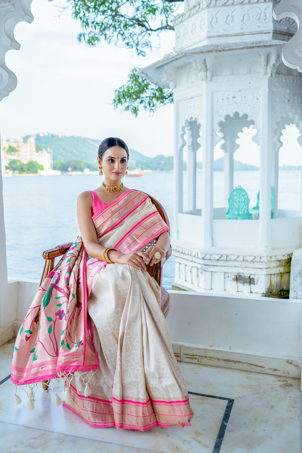 Buy MySilkLove Pearl White Woven Paithani Saree Online