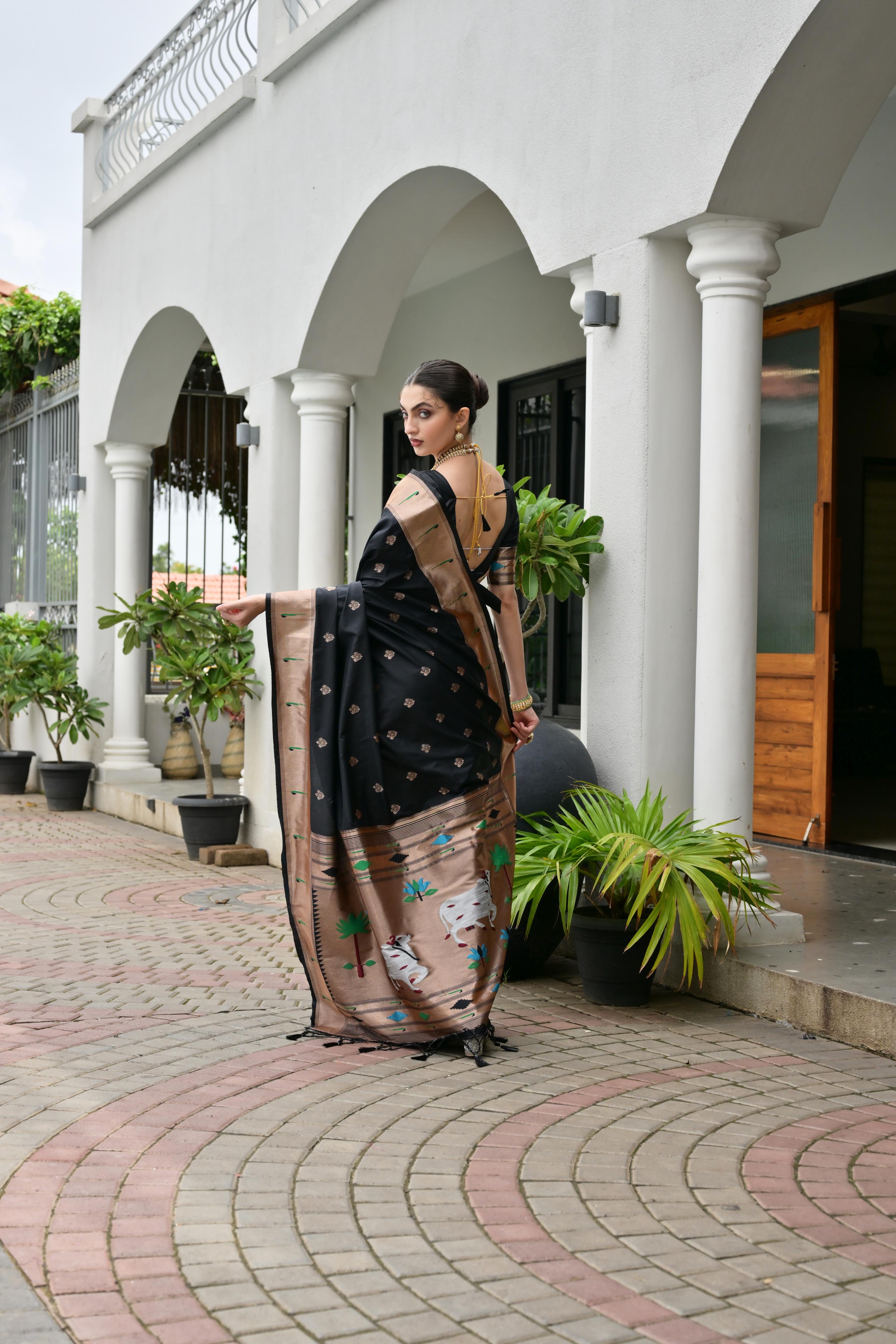 Buy MySilkLove Rodeo Black Woven Paithani Saree Online