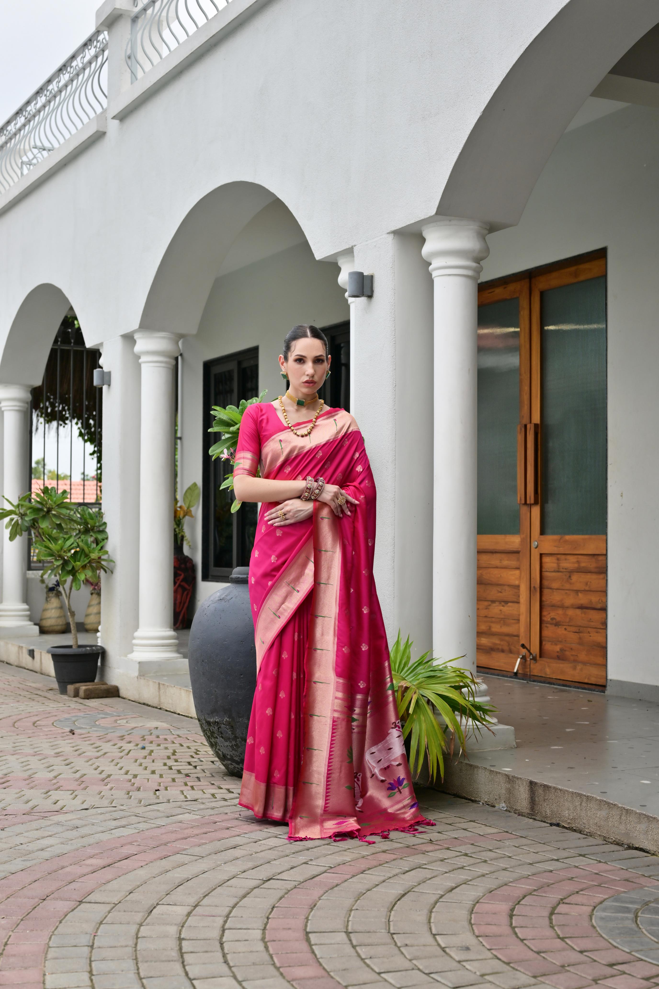 Buy MySilkLove Roseberry Pink Woven Paithani Saree Online
