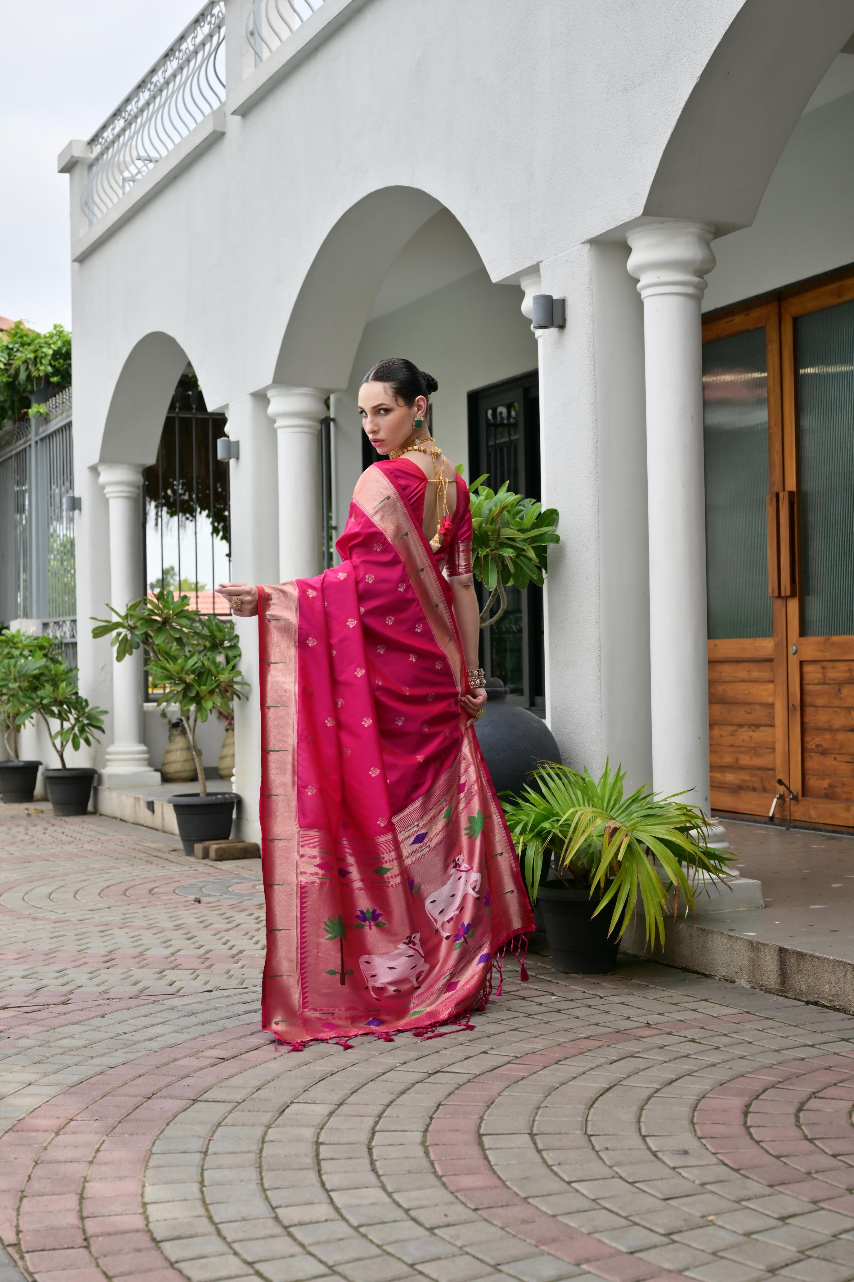 Buy MySilkLove Roseberry Pink Woven Paithani Saree Online