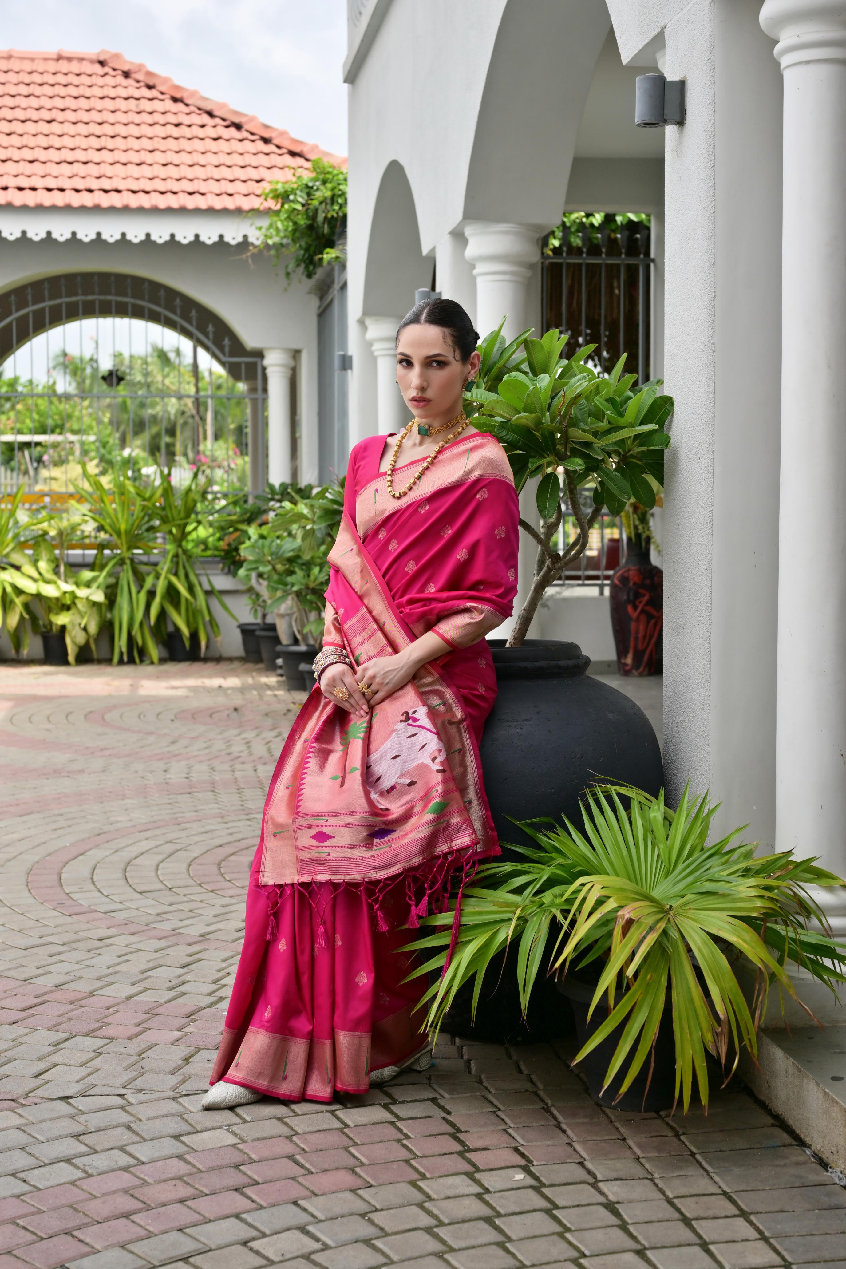 Buy MySilkLove Roseberry Pink Woven Paithani Saree Online
