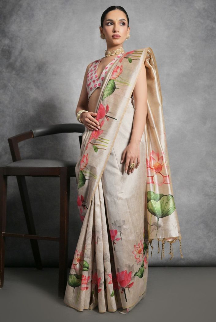 Tussar silk Saree | Tussar silk saree, Saree, Indian outfits lehenga