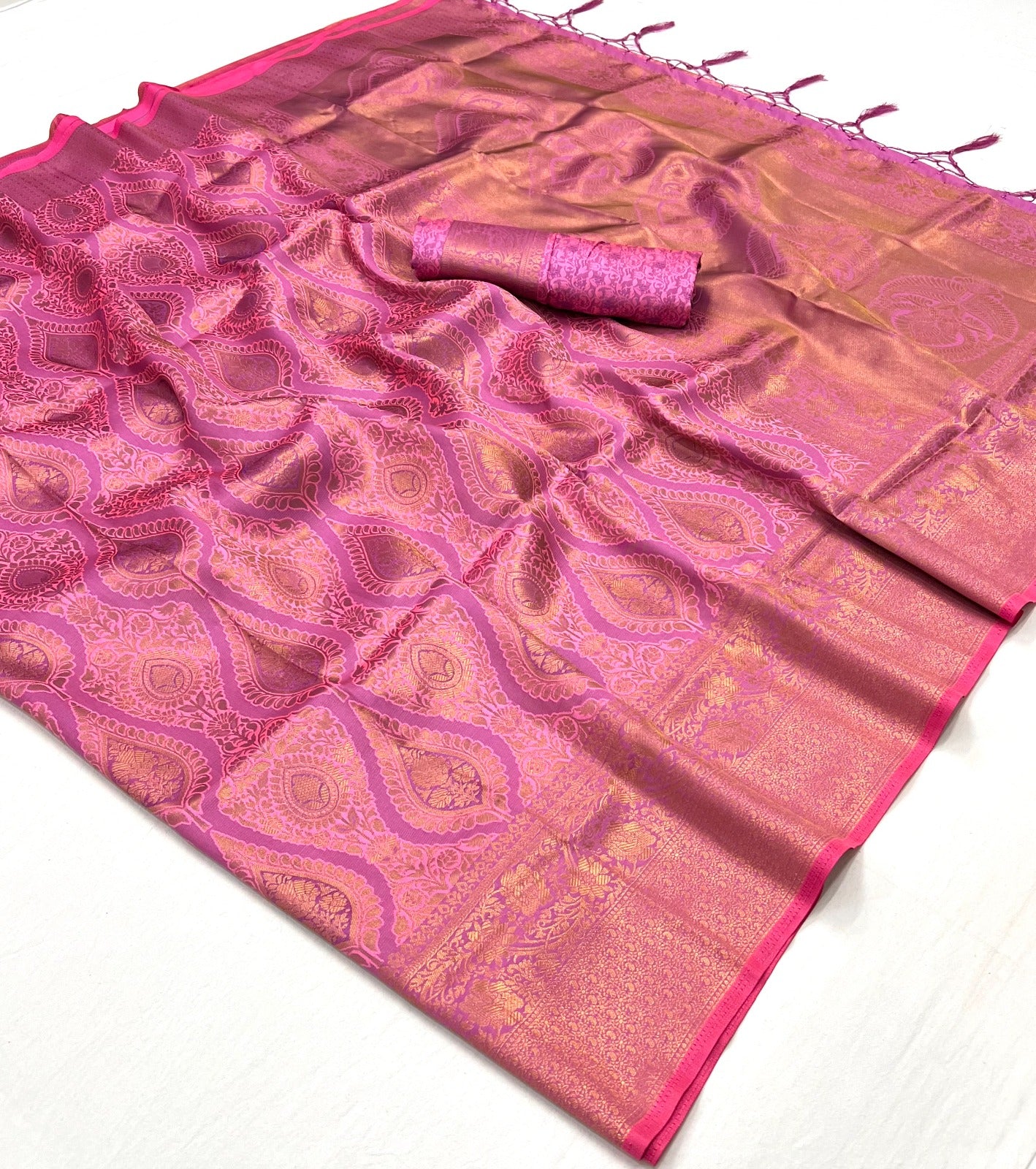 Buy MySilkLove Barbie Pink Two Tone Kanjivaram Handloom Saree Online