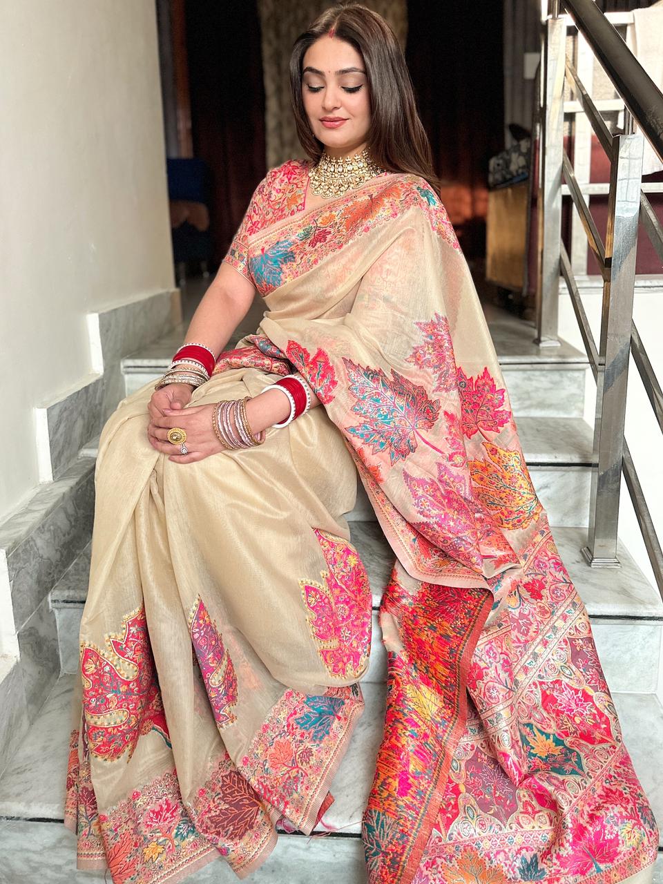 Buy MySilkLove Eggshell White Kashmiri Handloom Jamewar Saree Online