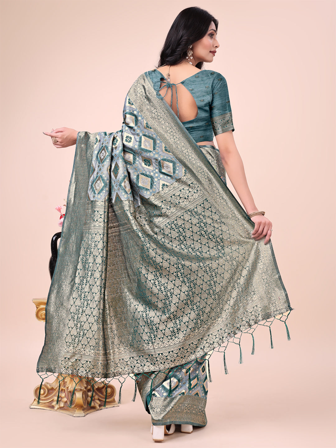 Buy MySilkLove Envy Green Woven Cotton Saree Online