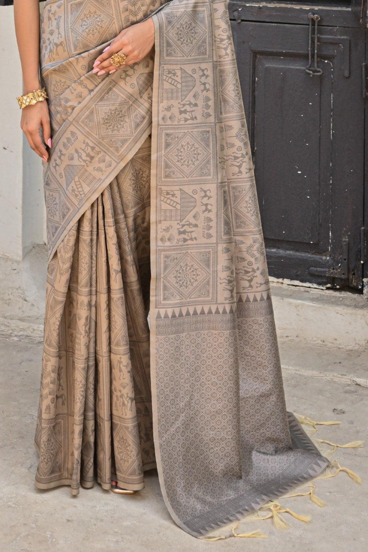 Buy MySilkLove Zorba Grey Woven Kalamkari Raw Silk Saree Online