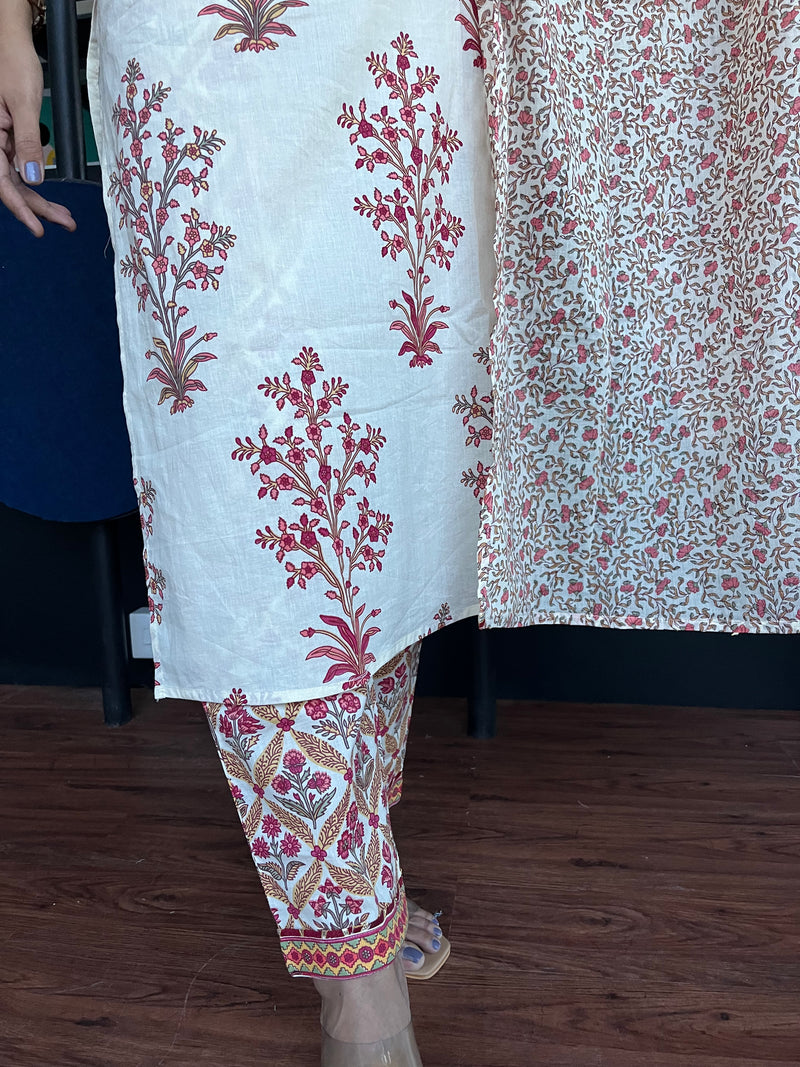 Off White and Red Printed Dupatta Set
