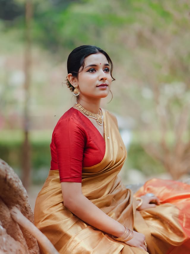 MySilkLove Corn Gold Handloom Tissue Saree