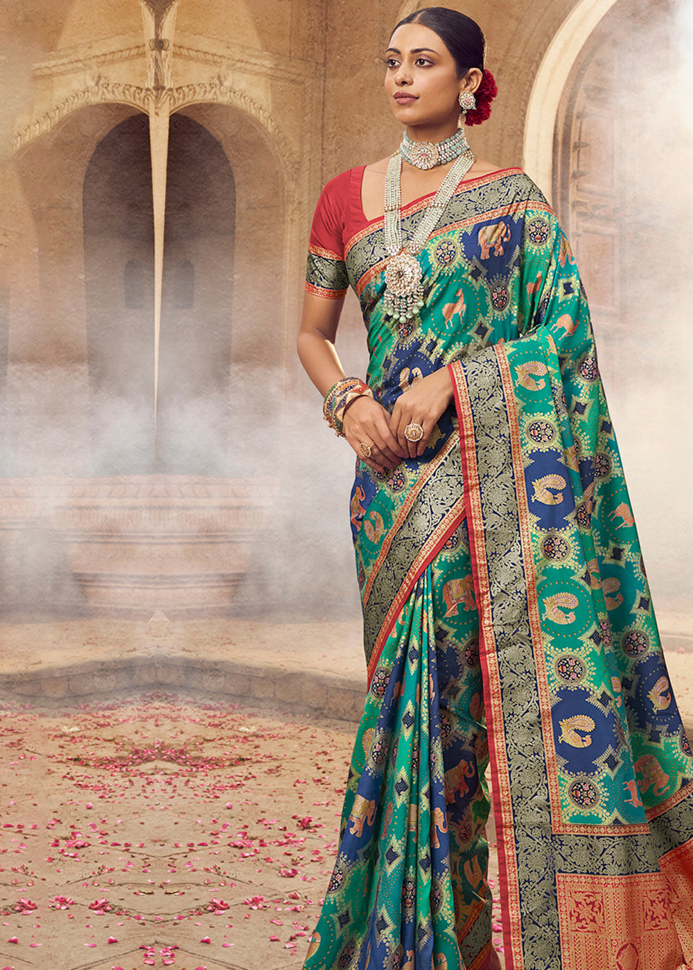 Buy MySilkLove Peacock Green Woven Banarasi Silk Saree Online