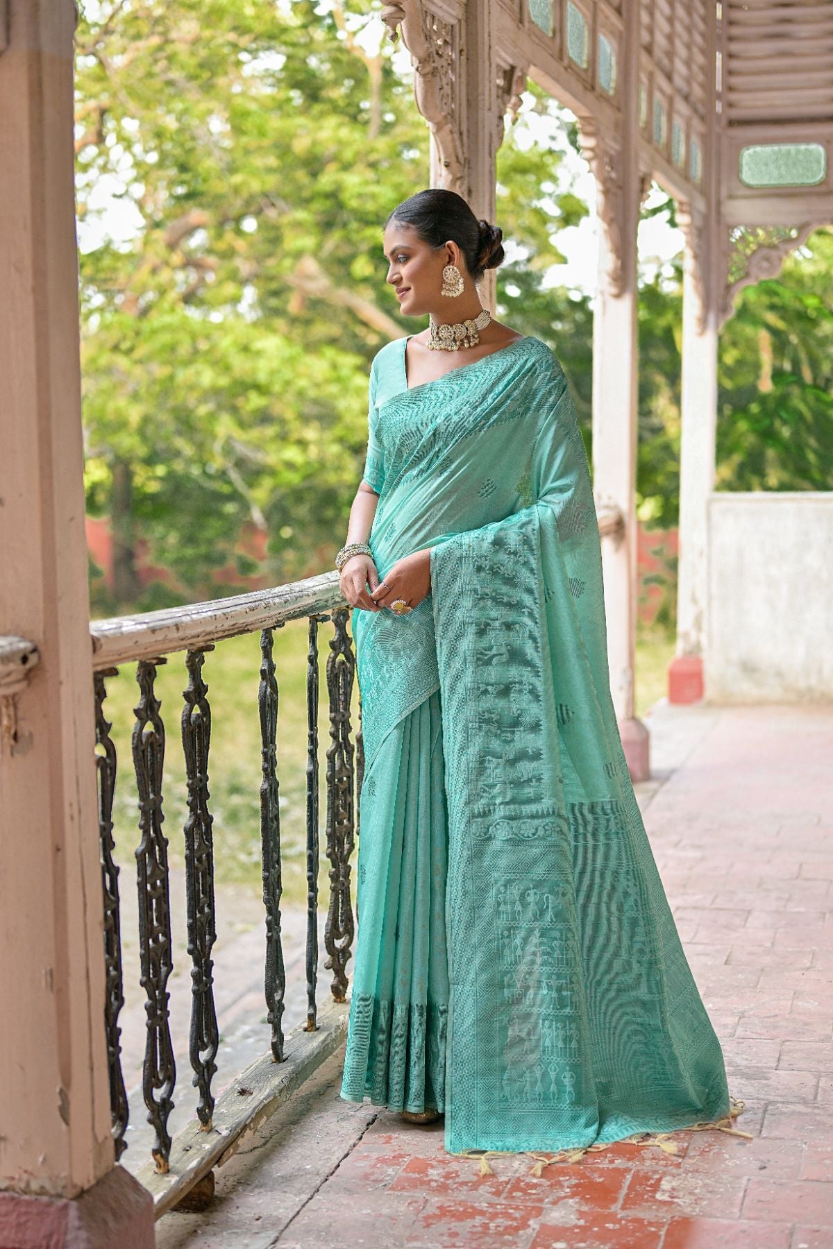 Buy MySilkLove Green Sheen Handloom Banarasi Raw Silk Saree Online