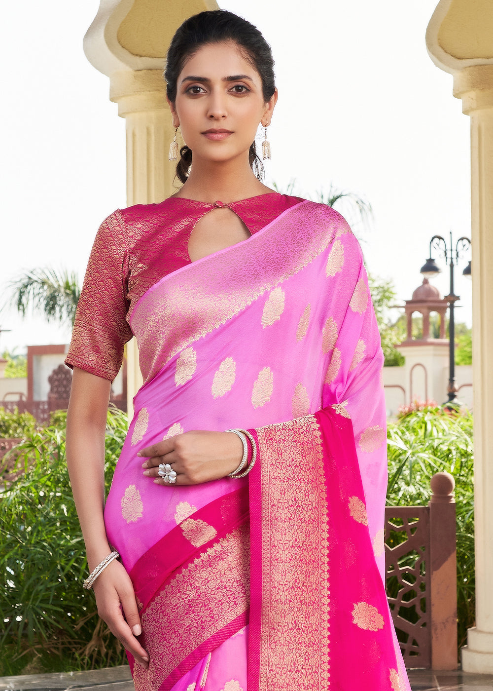 Buy MySilkLove Magenta Pink Zari Woven Georgette Saree Online