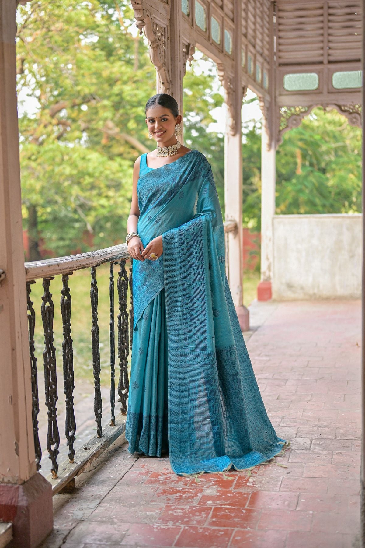 Buy MySilkLove Picton Blue Handloom Banarasi Raw Silk Saree Online