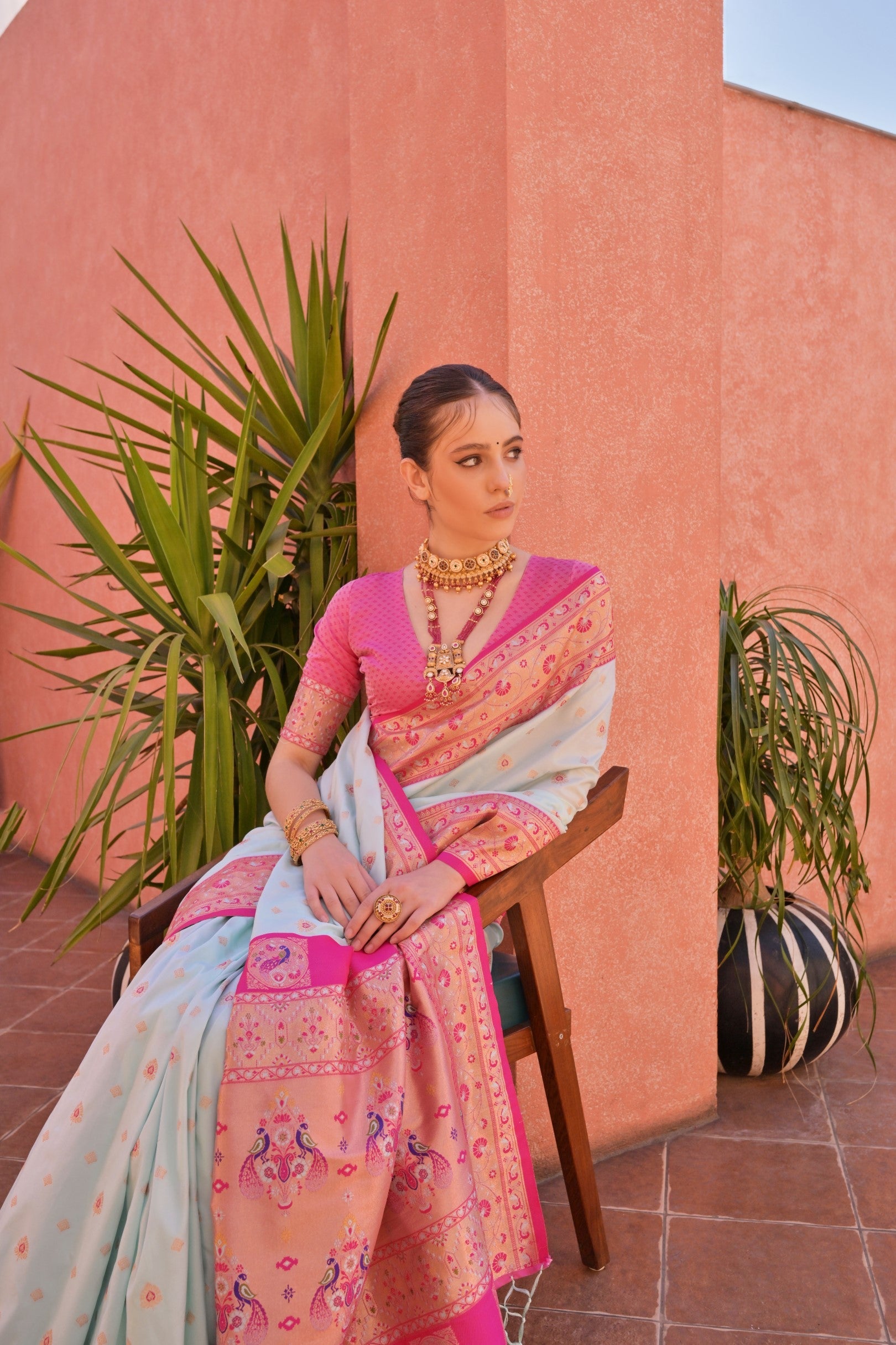 Buy MySilkLove Clam Shell White and Pink Zari Woven Paithani Saree Online