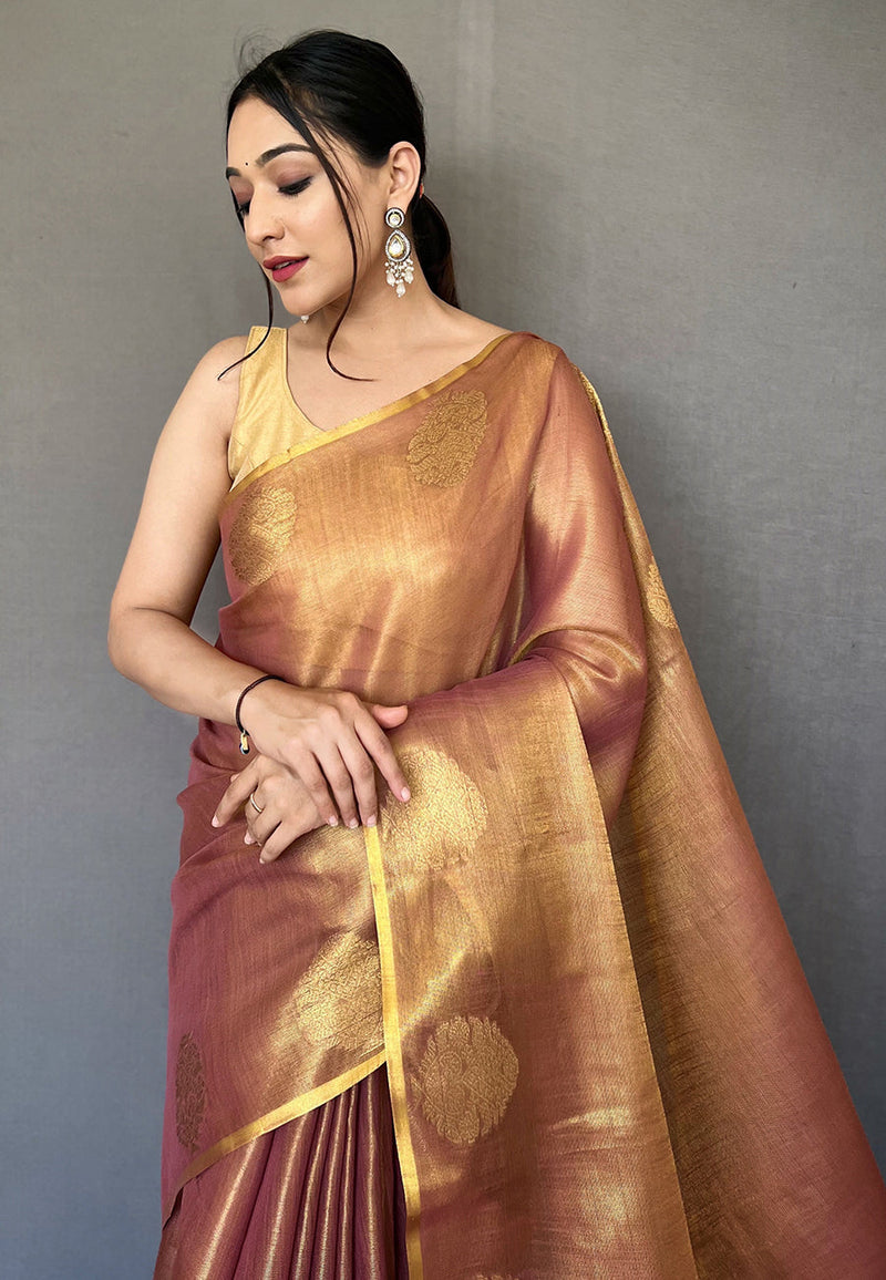 Buy Traditional Maheshwari Sarees Online | Taneira by Titan