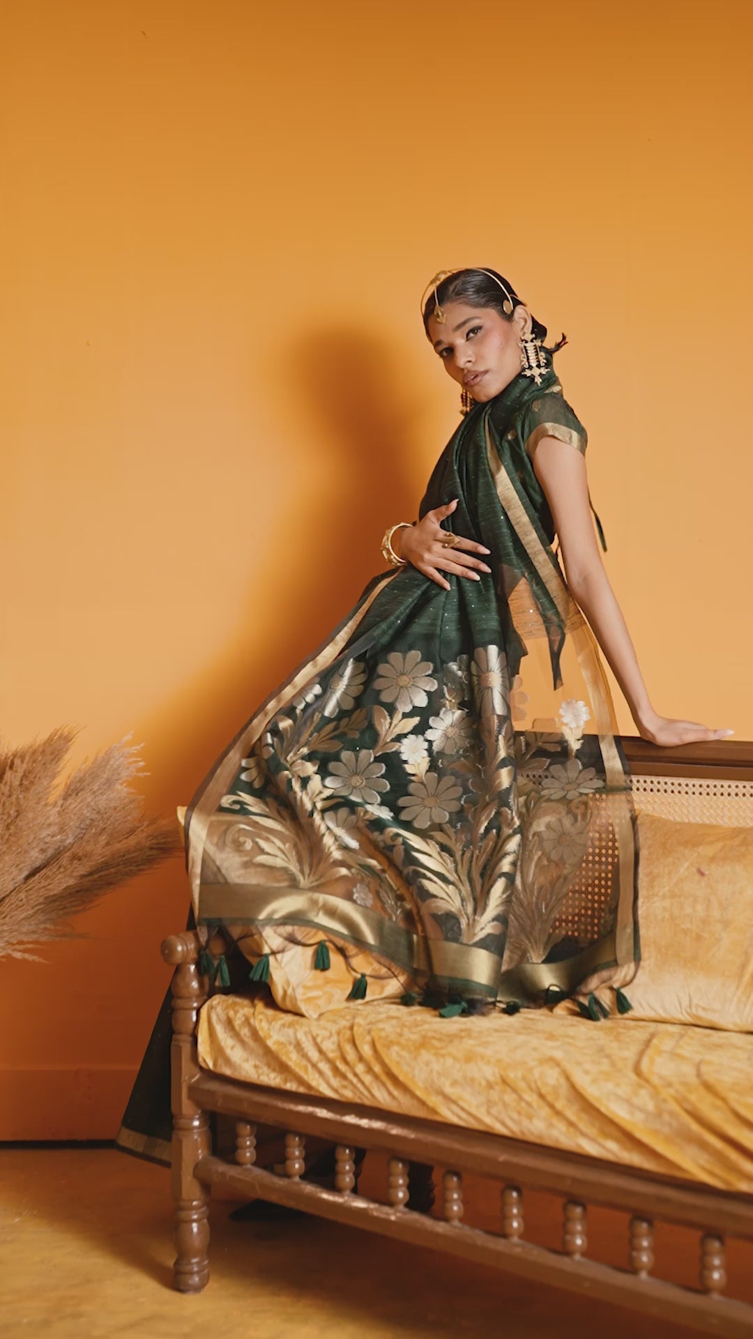 Buy MySilkLove Dark Green Munga Handloom Cotton Saree Online